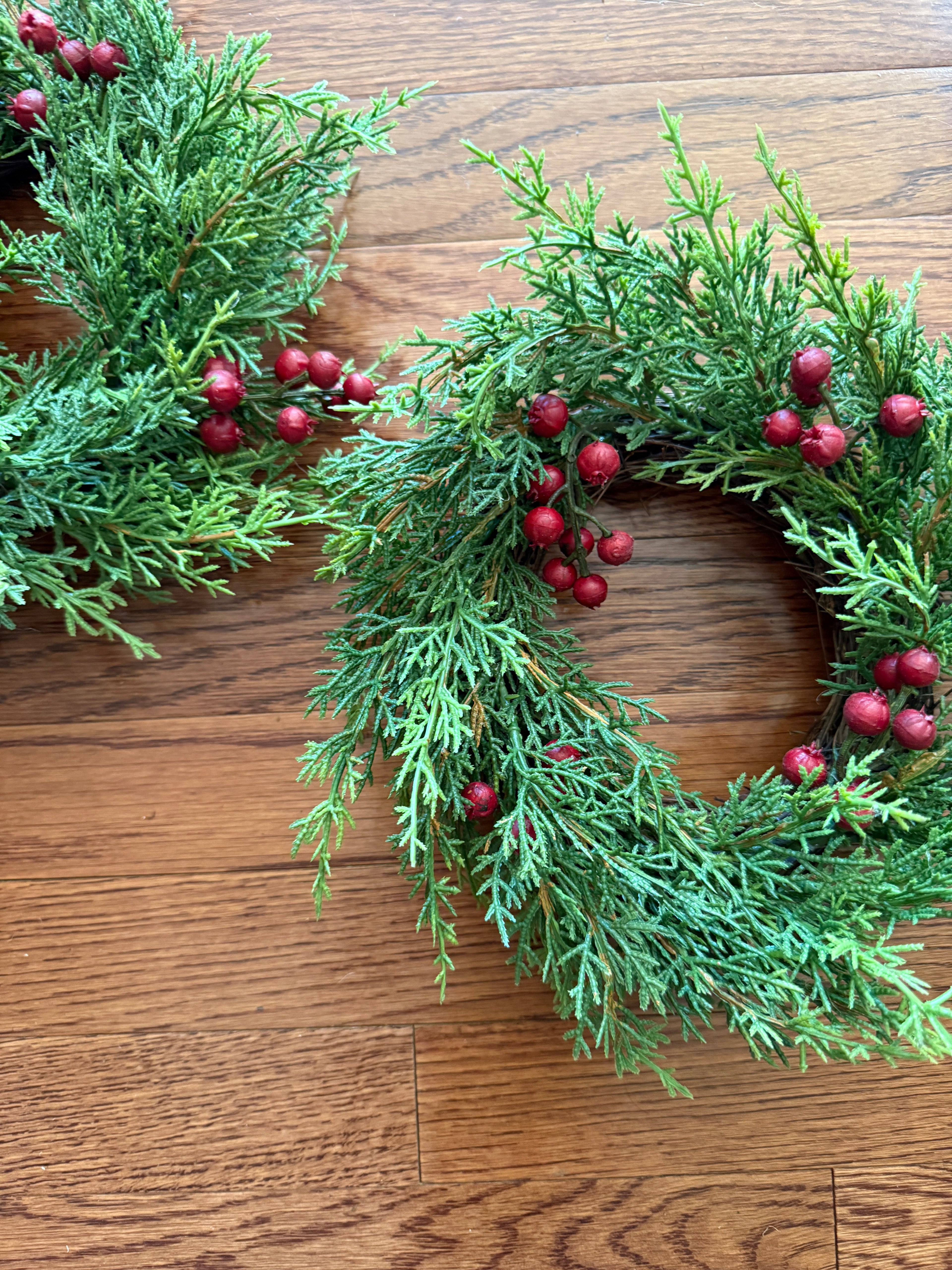 Little berry wreath set of two 10”