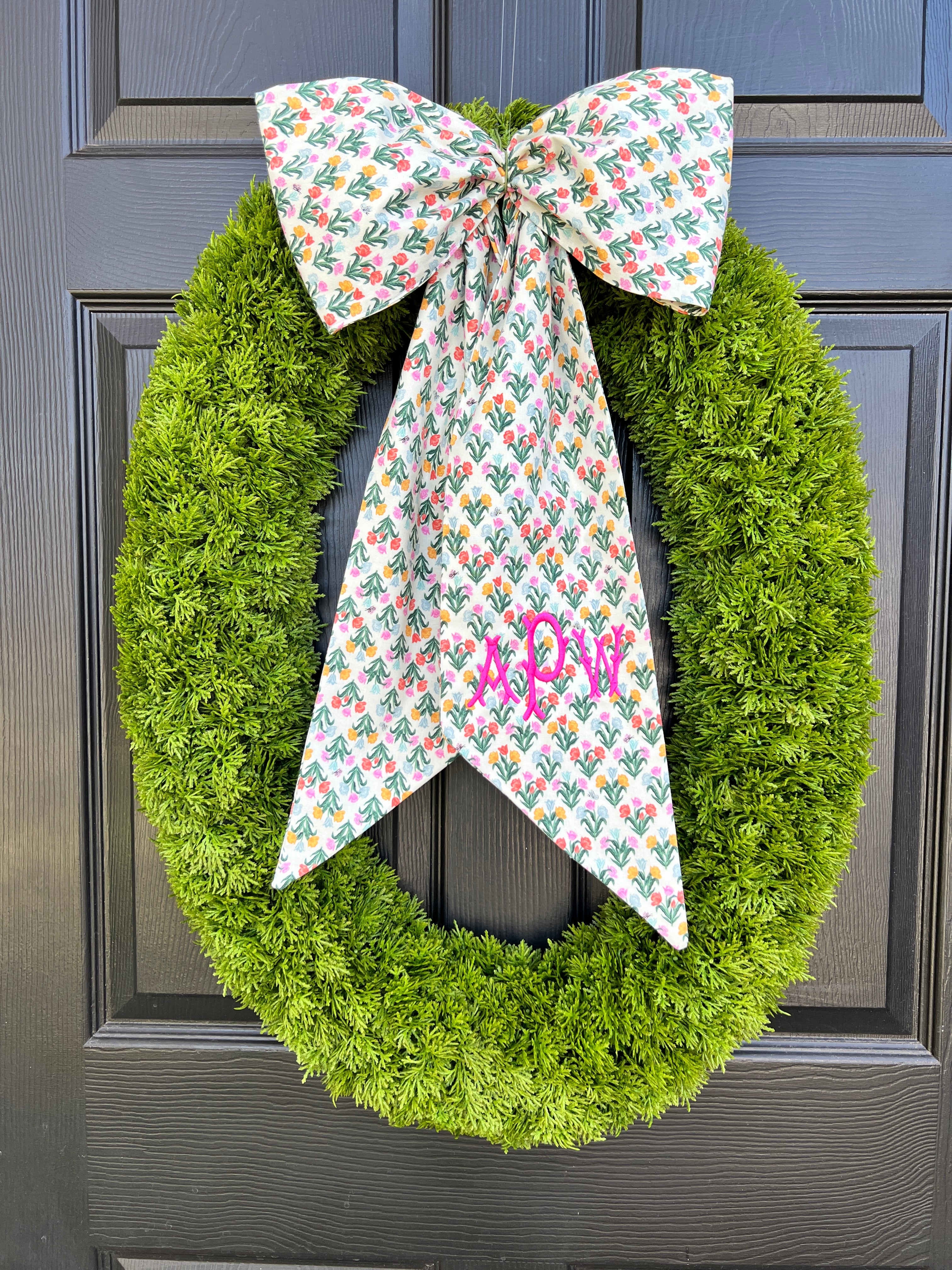 Oversized oval green wreath