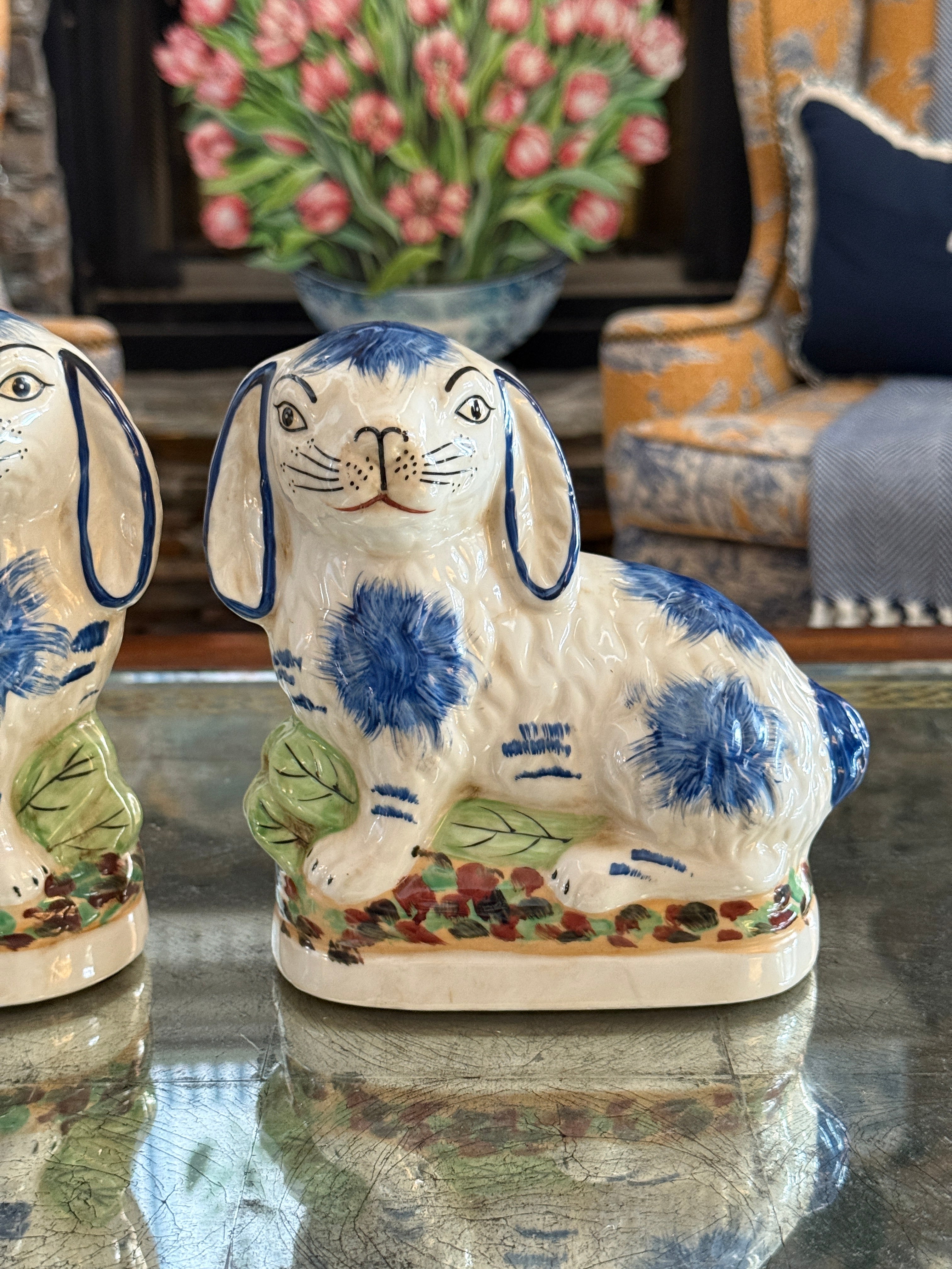 Staffordshire bunny pair blue 6.5”
