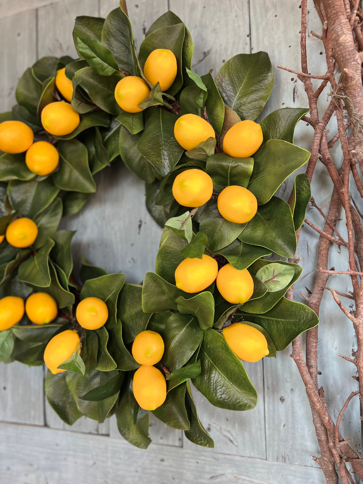 Simple lemon and magnolia wreath