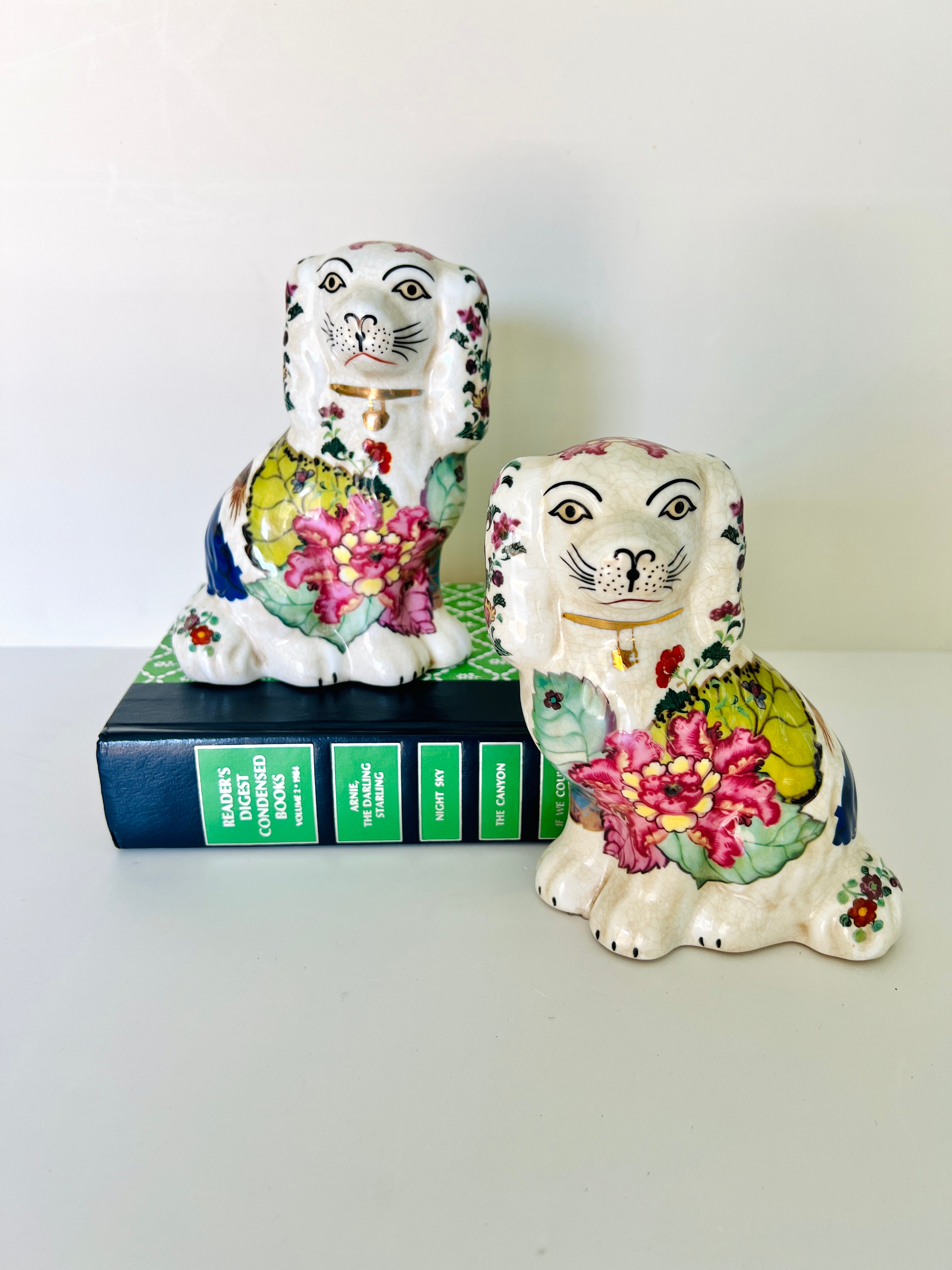 Tobacco Leaf floral Staffordshire dog pair 6”
