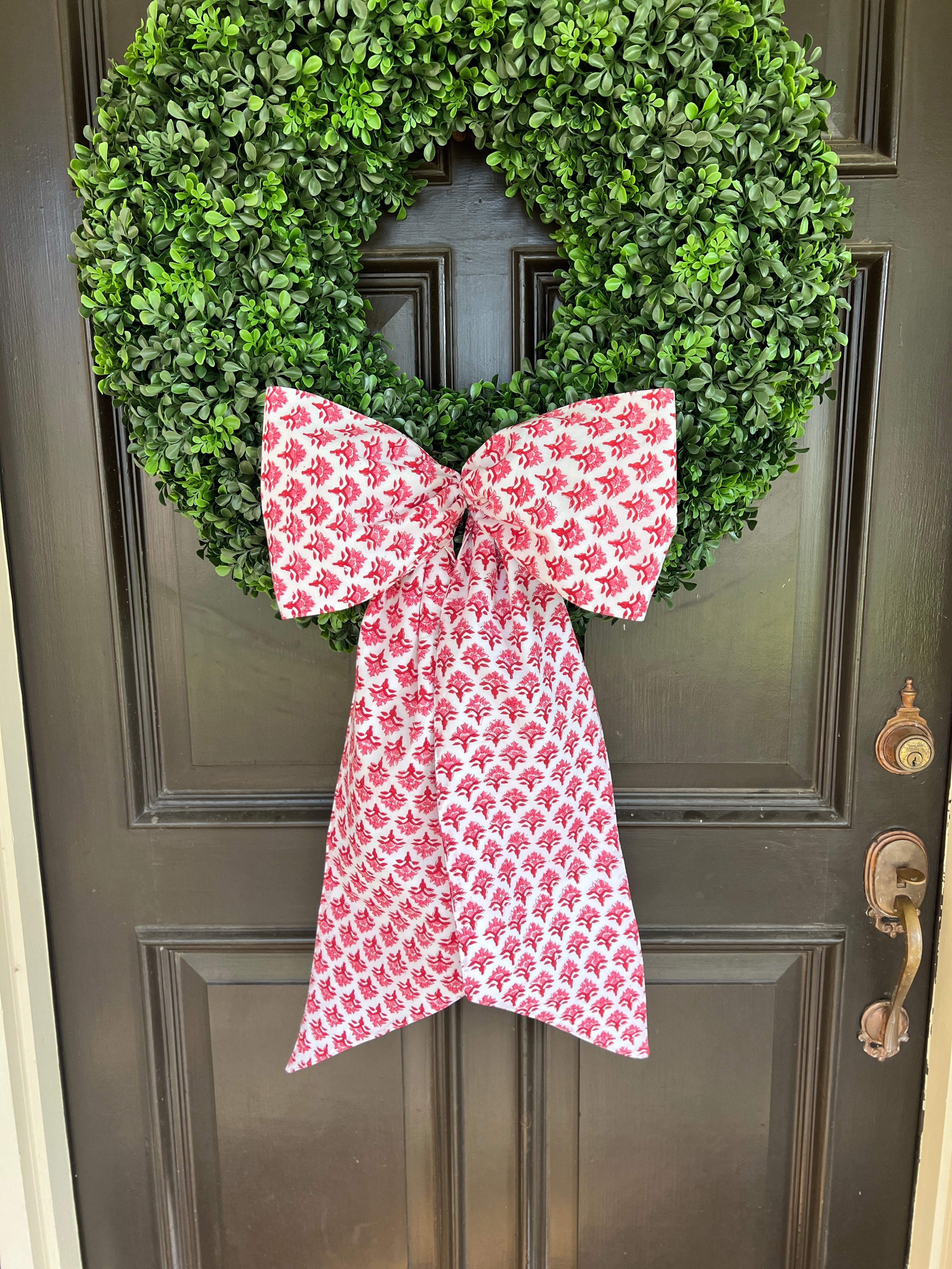 Red block print wreath sash