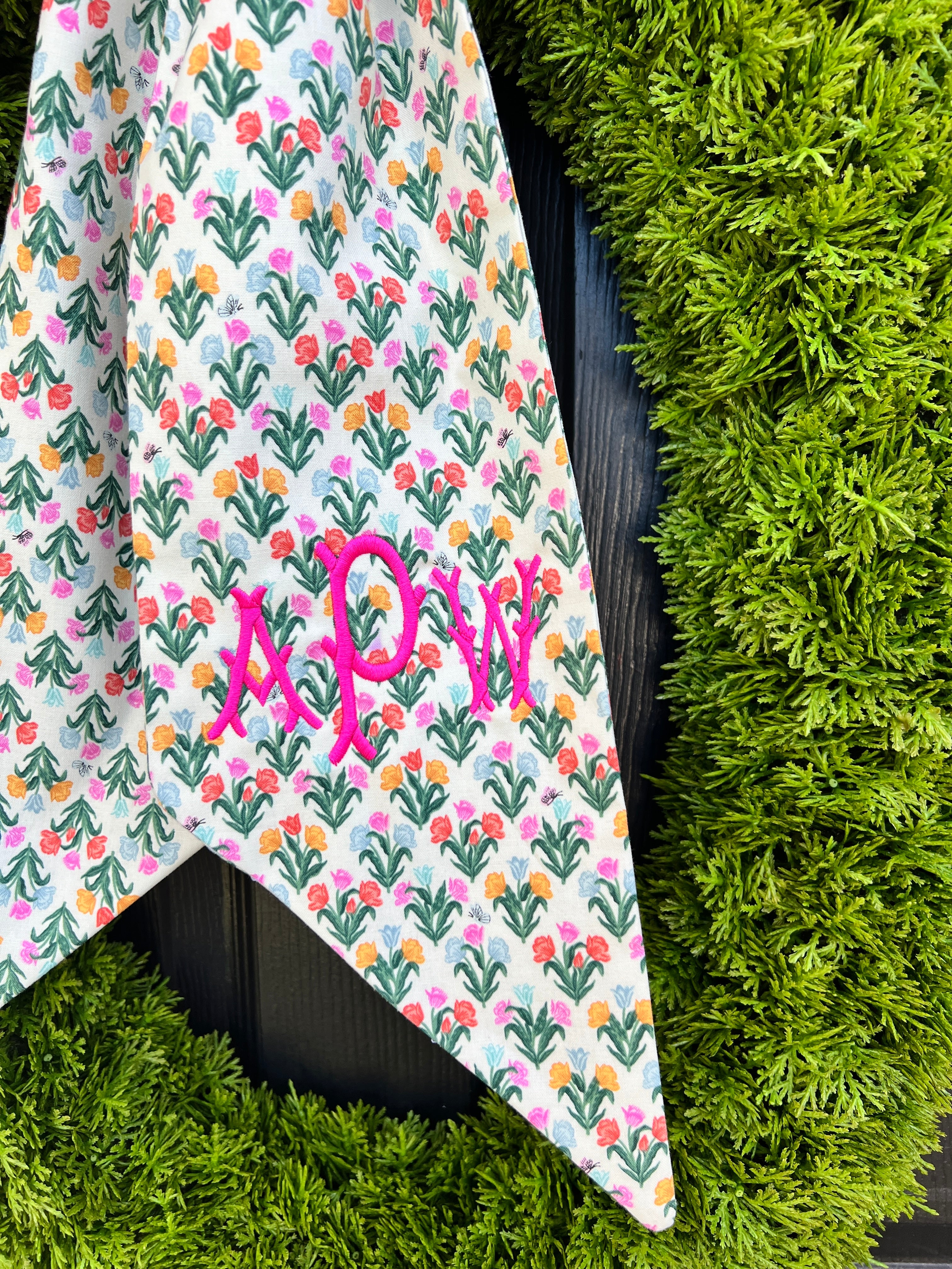 Tulip print signature wreath sash
