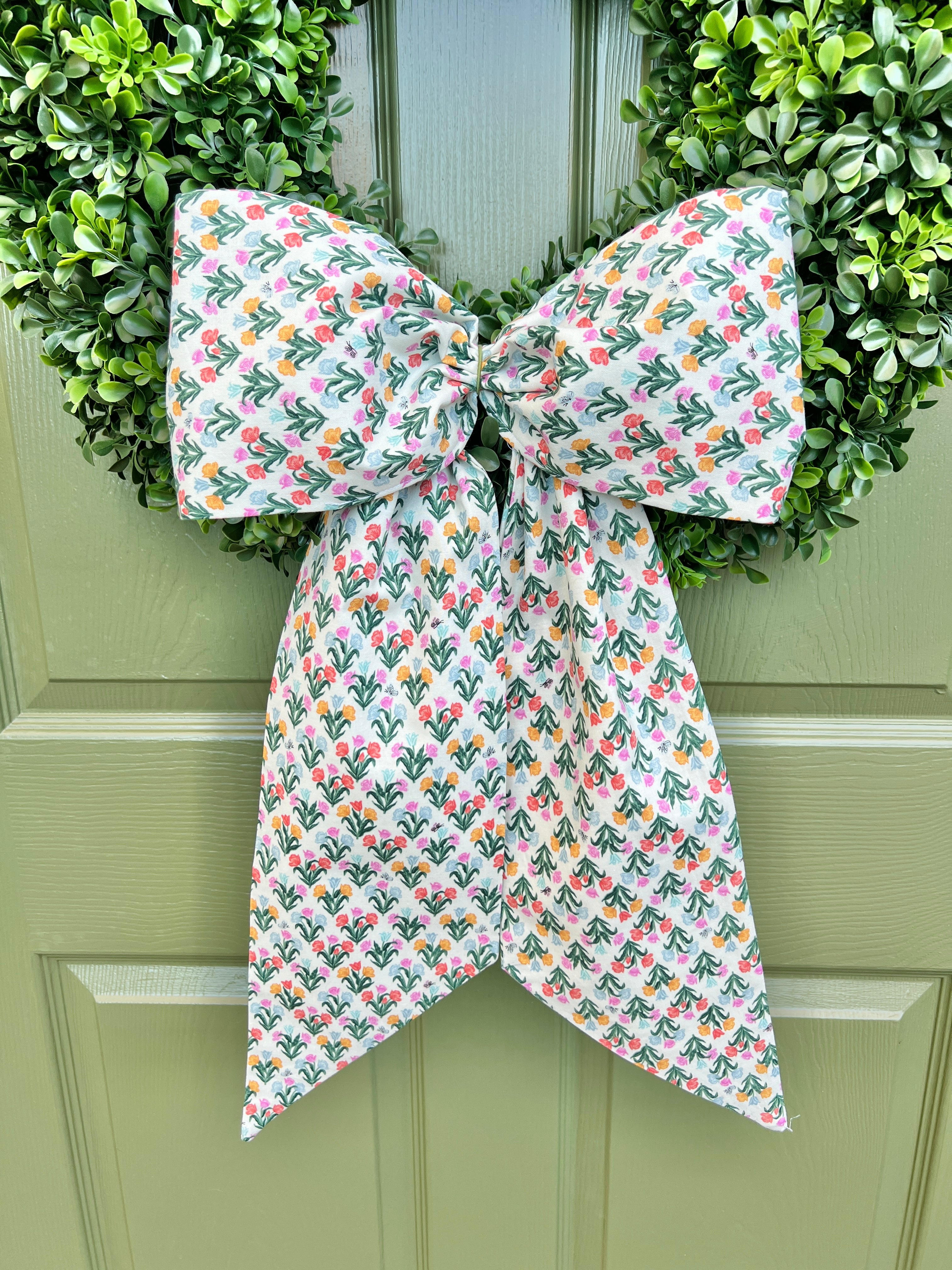 Tulip print signature wreath sash
