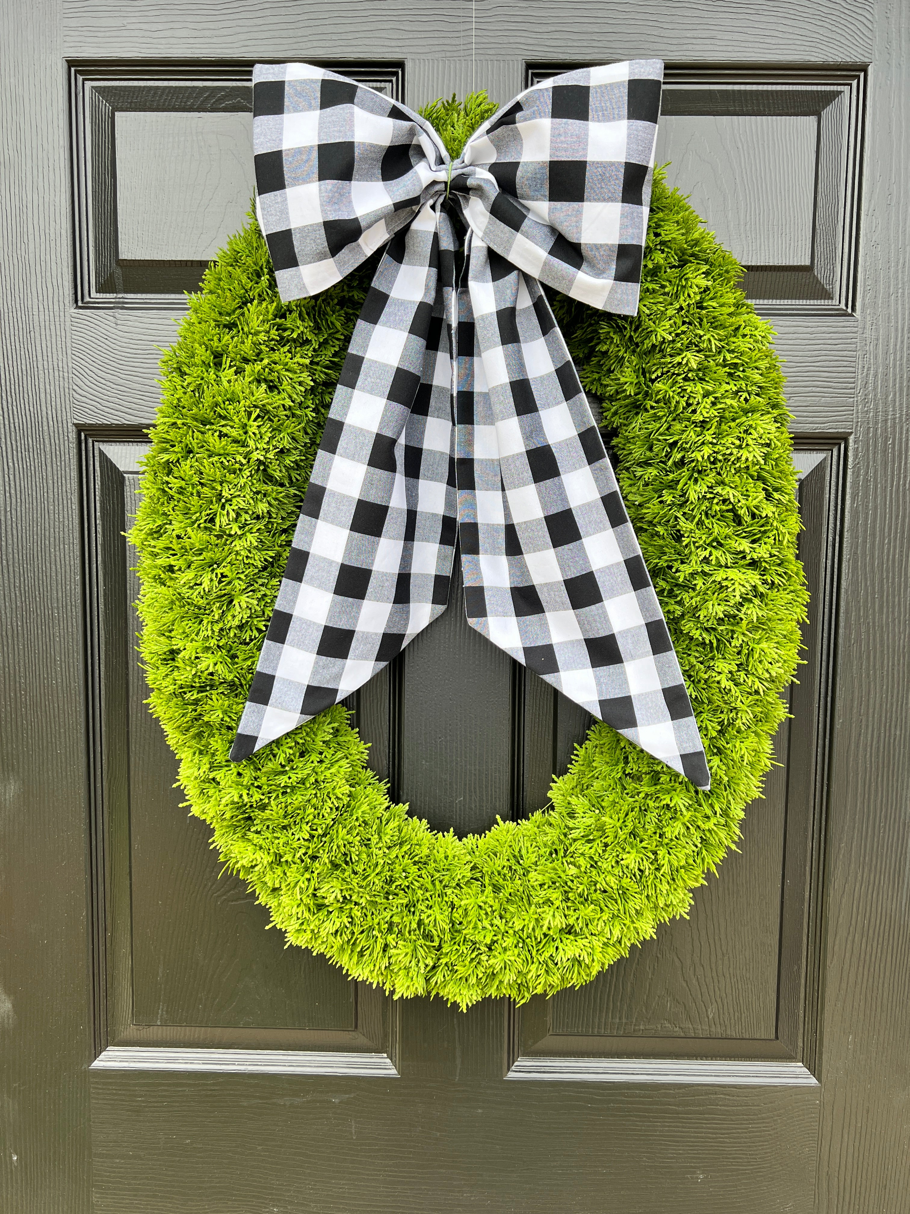 Oversized oval green wreath
