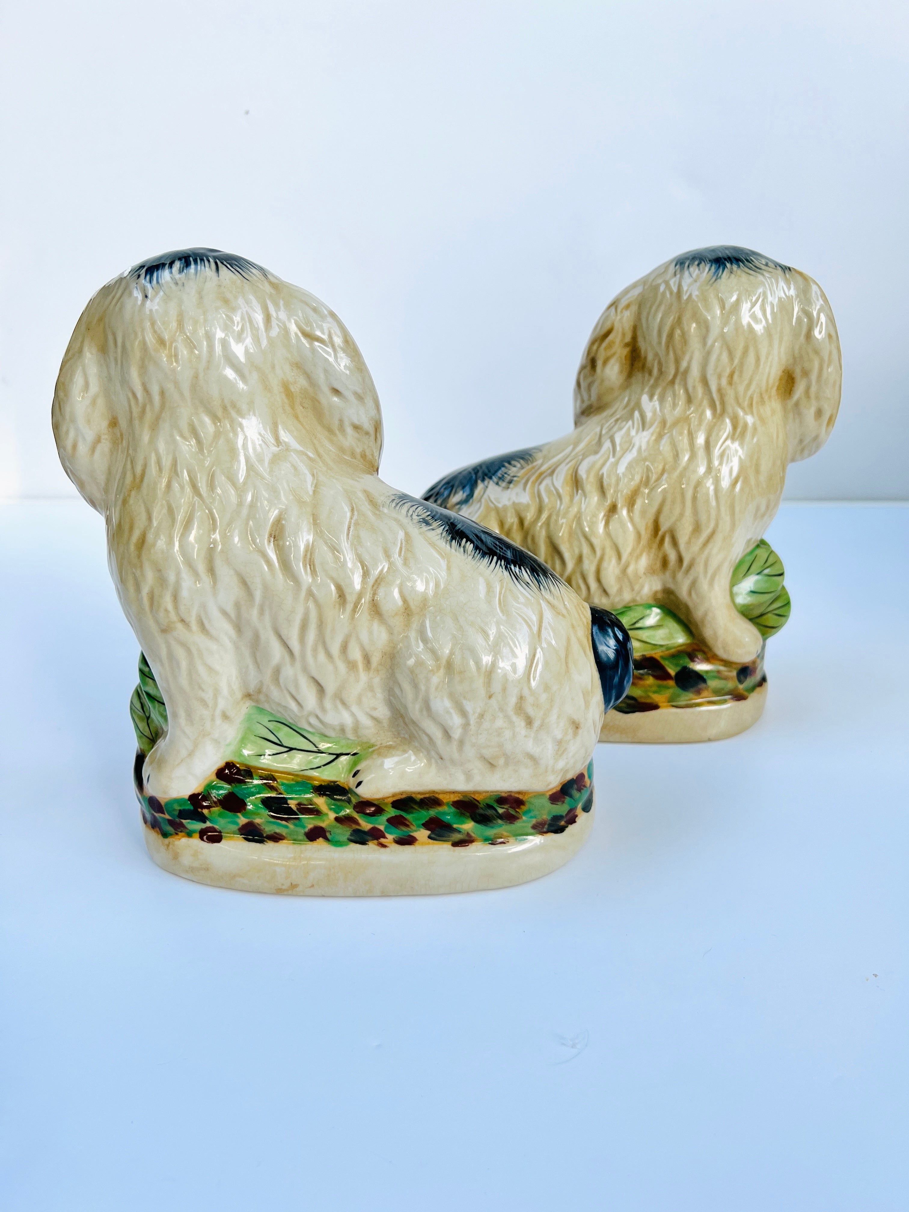 Staffordshire bunny pair blue