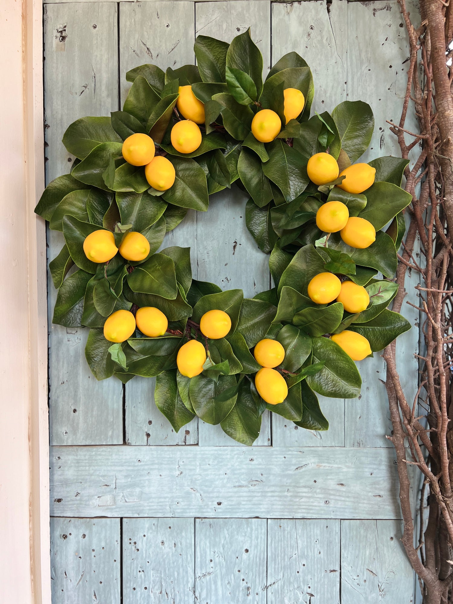 Simple lemon and magnolia wreath