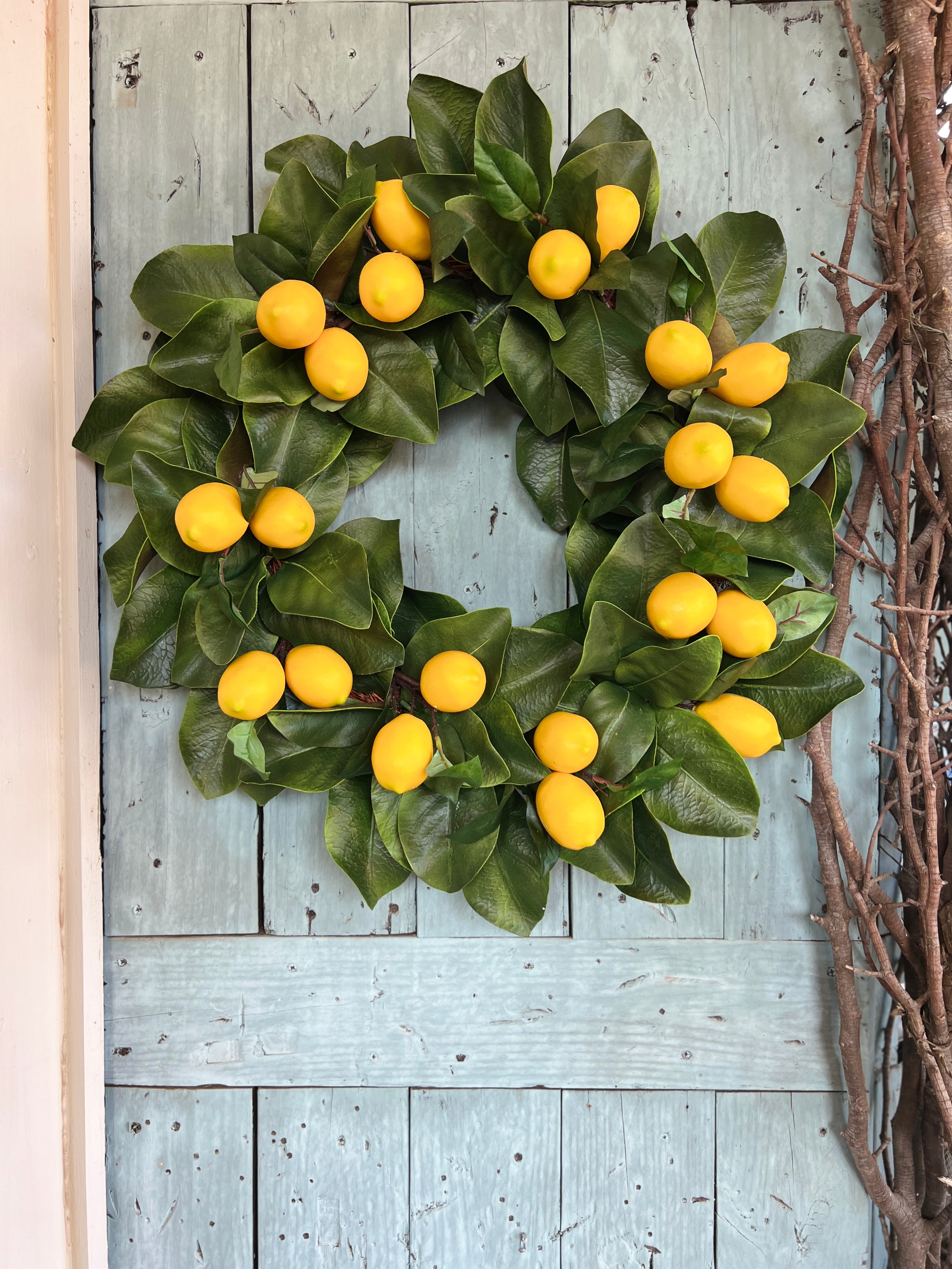 Simple lemon and magnolia wreath