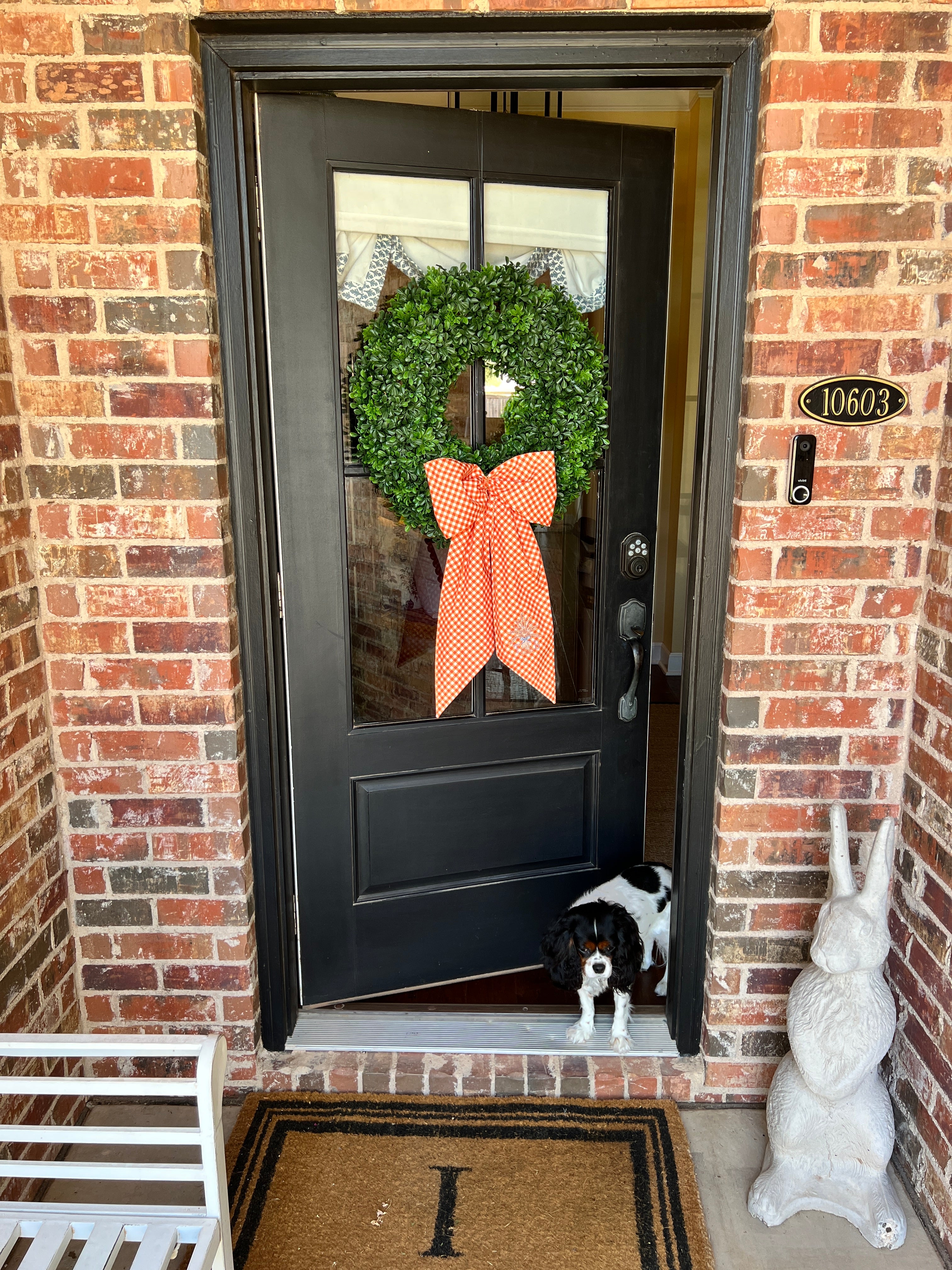 Faux boxwood wreath 22”