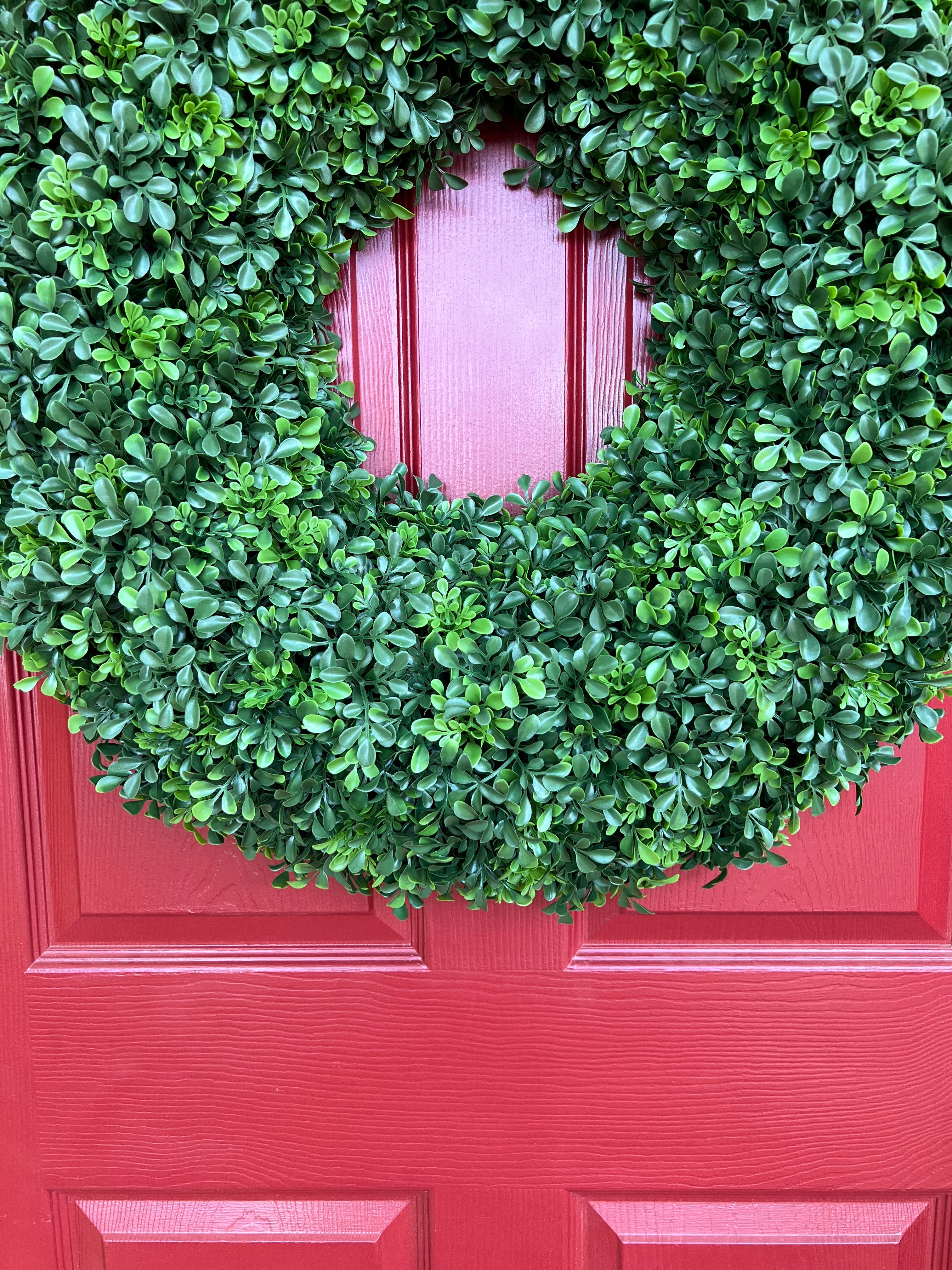 Faux boxwood wreath 22”