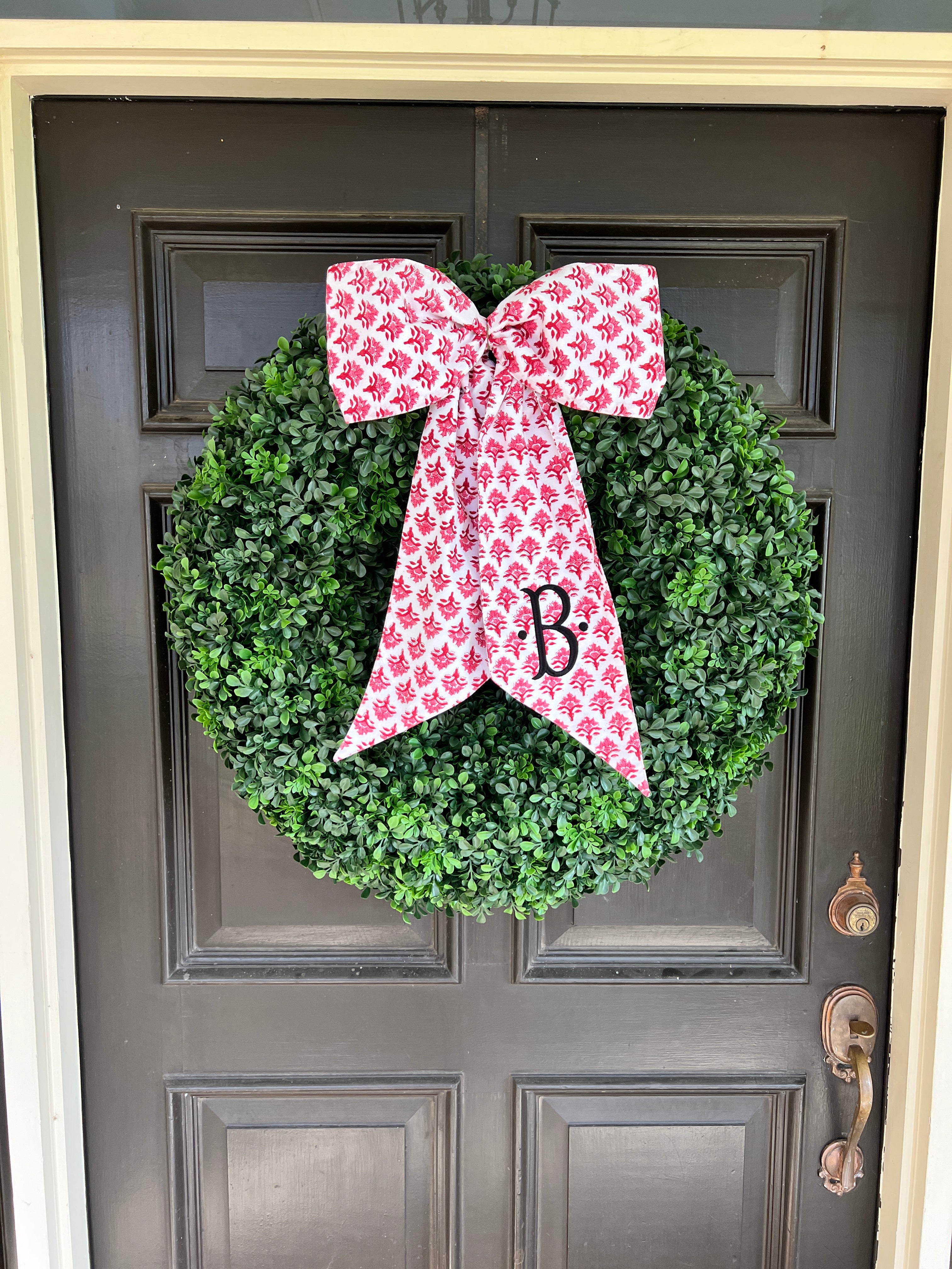 Red block print wreath sash