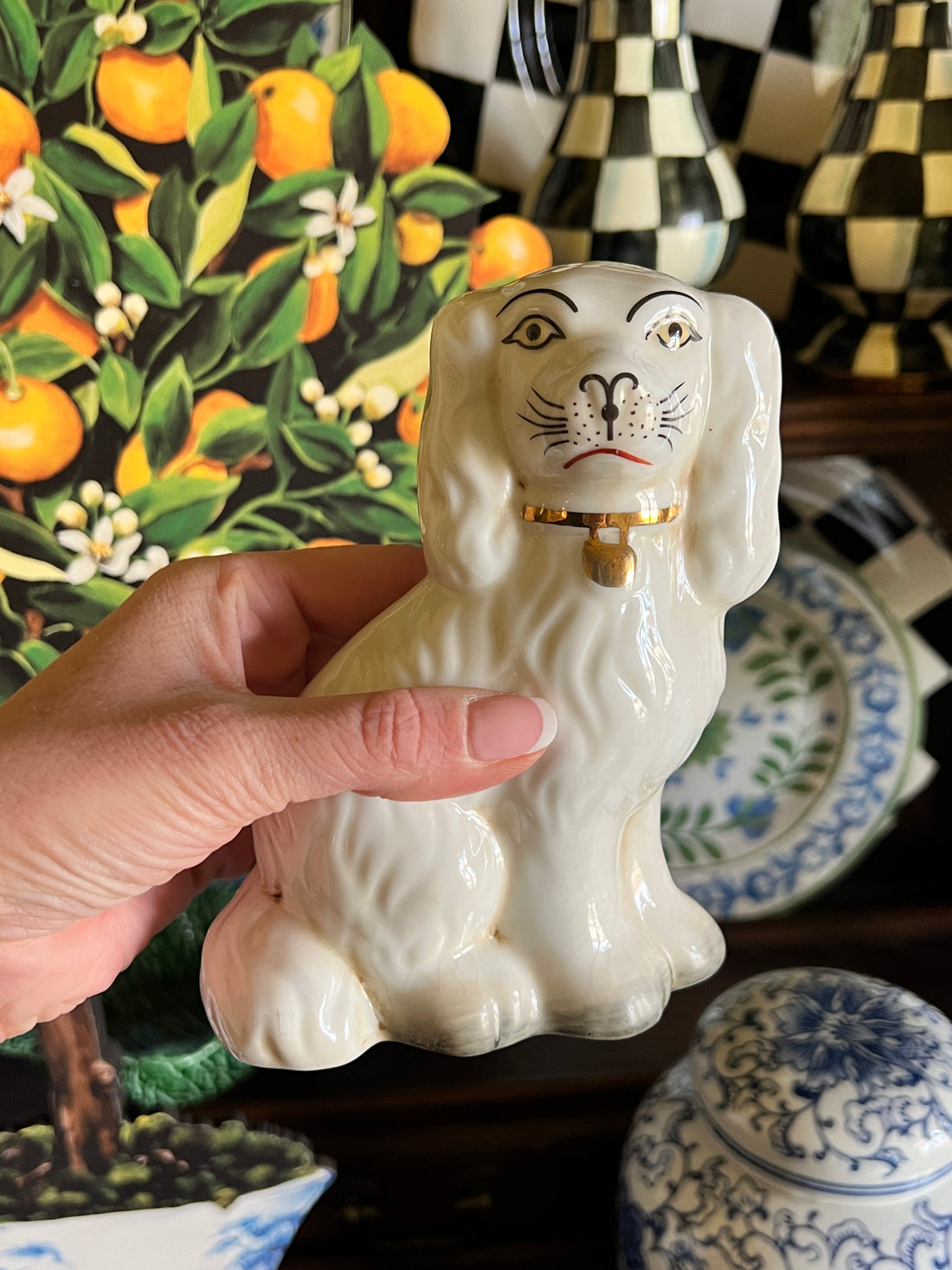 White and gold porcelainStaffordshire dog pair