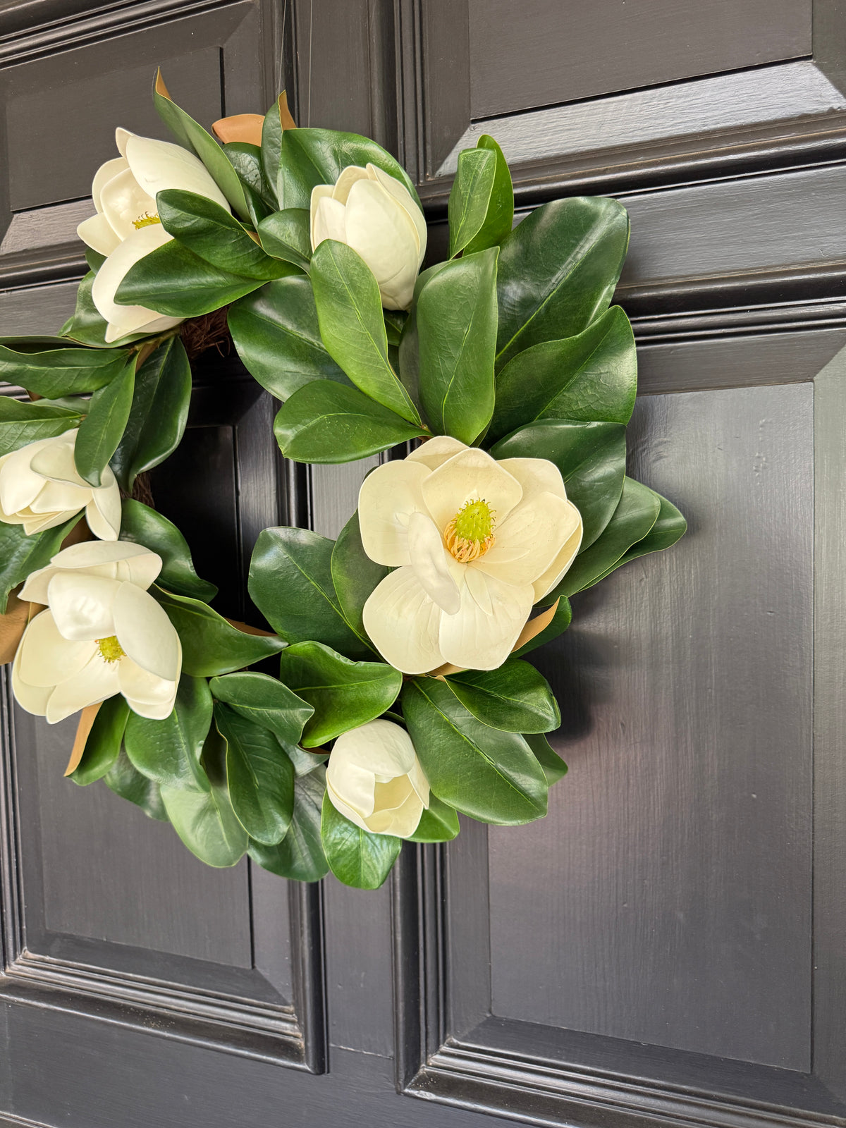 Cream magnolia wreath, 23”