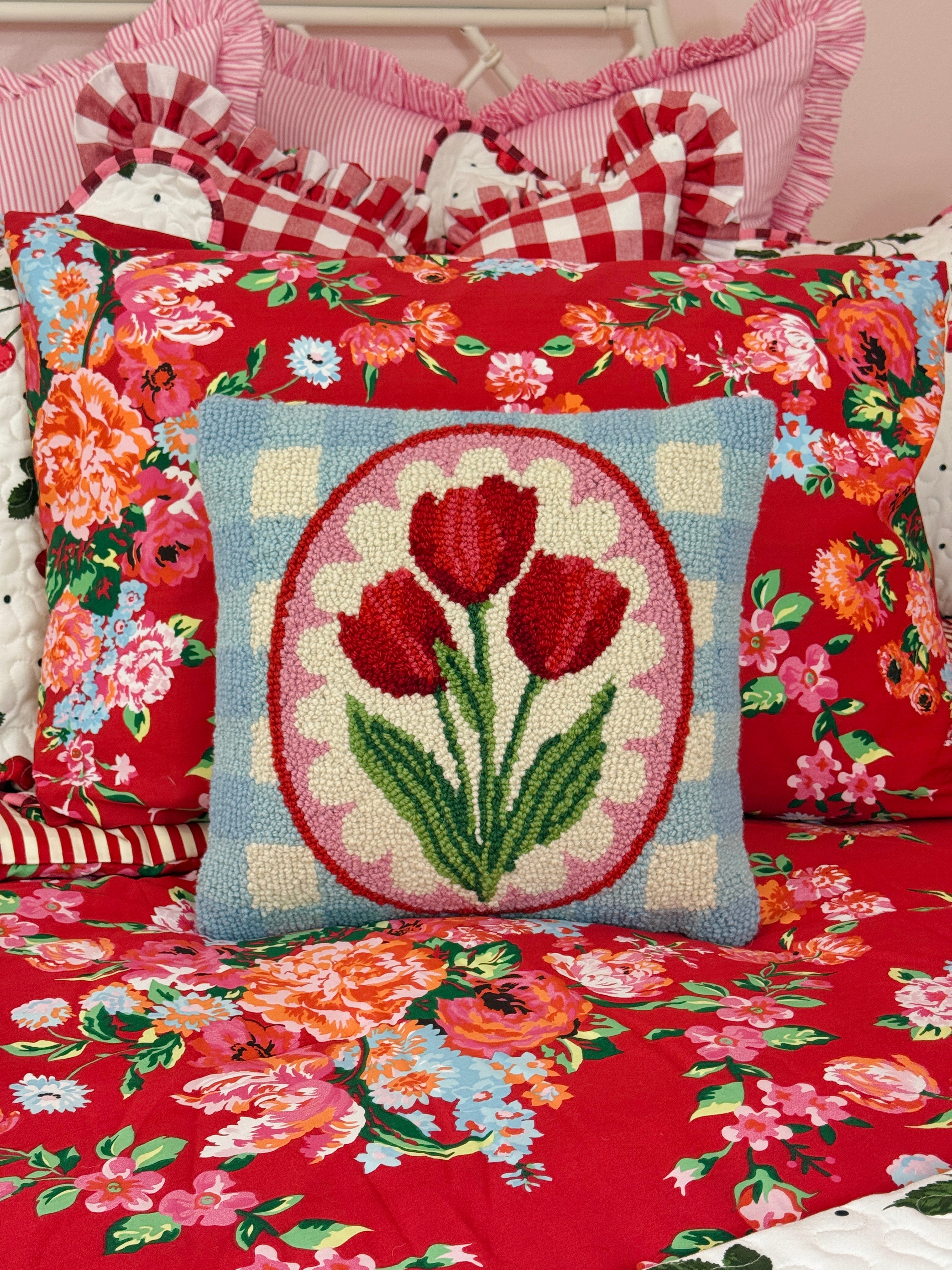 Red floral bedding collection