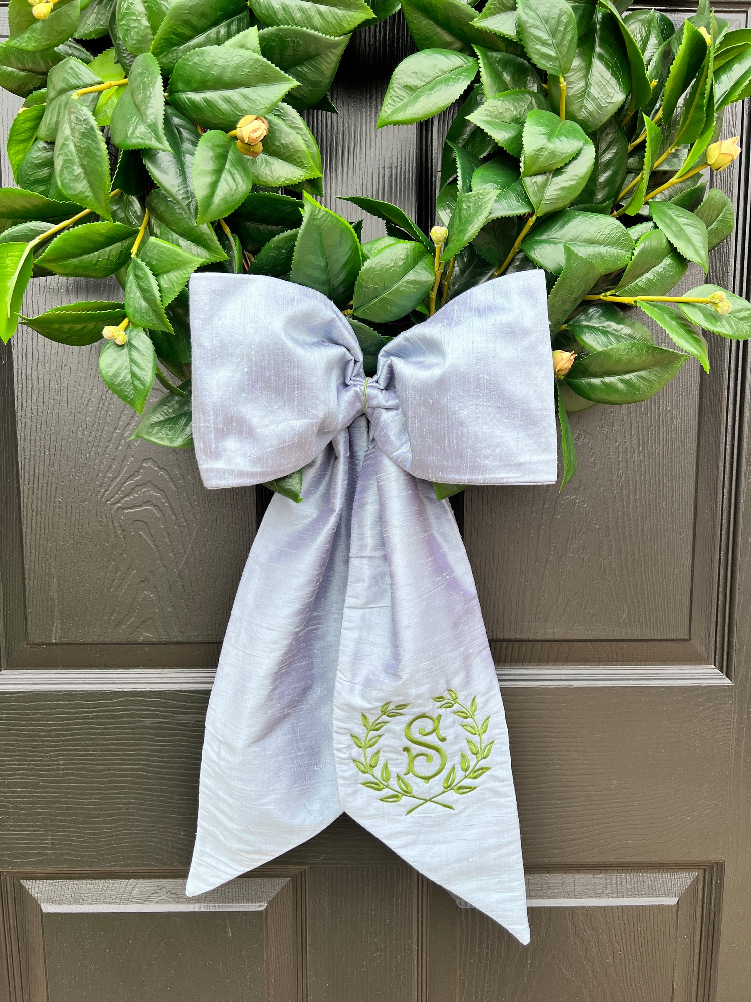 Camellia leaves wreath 26”