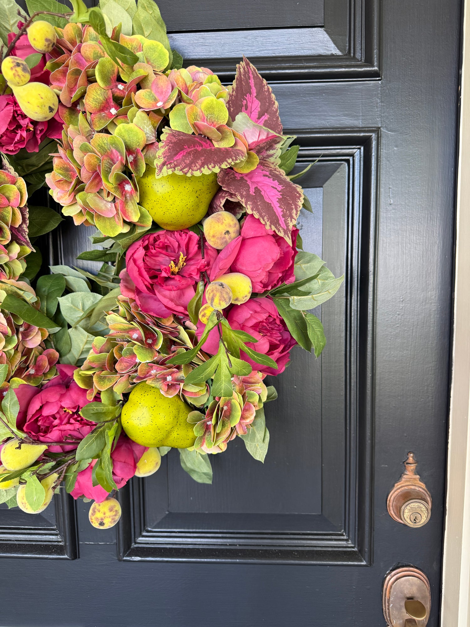 Magenta and pear green hydrangea and coleus floral wreath