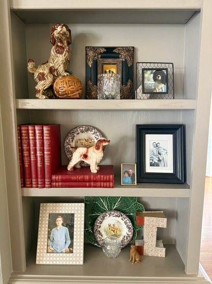 Staffordshire style King Charles Spaniel figurine