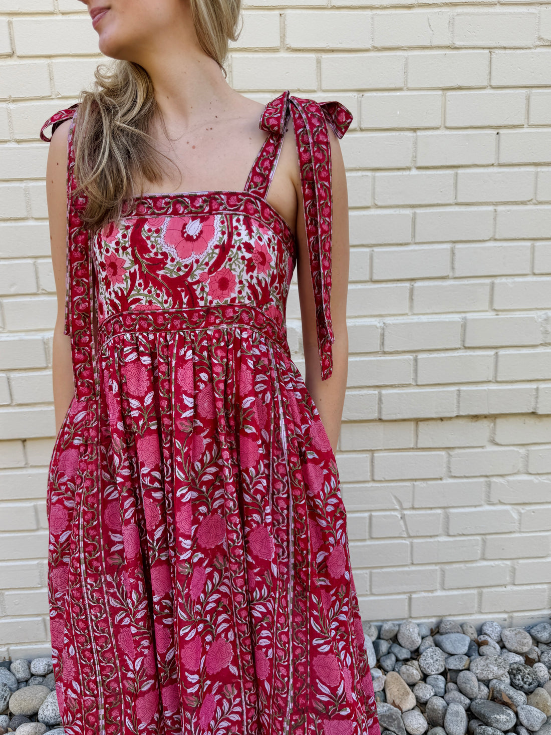 Lottie dress with tie shoulders in red and pink