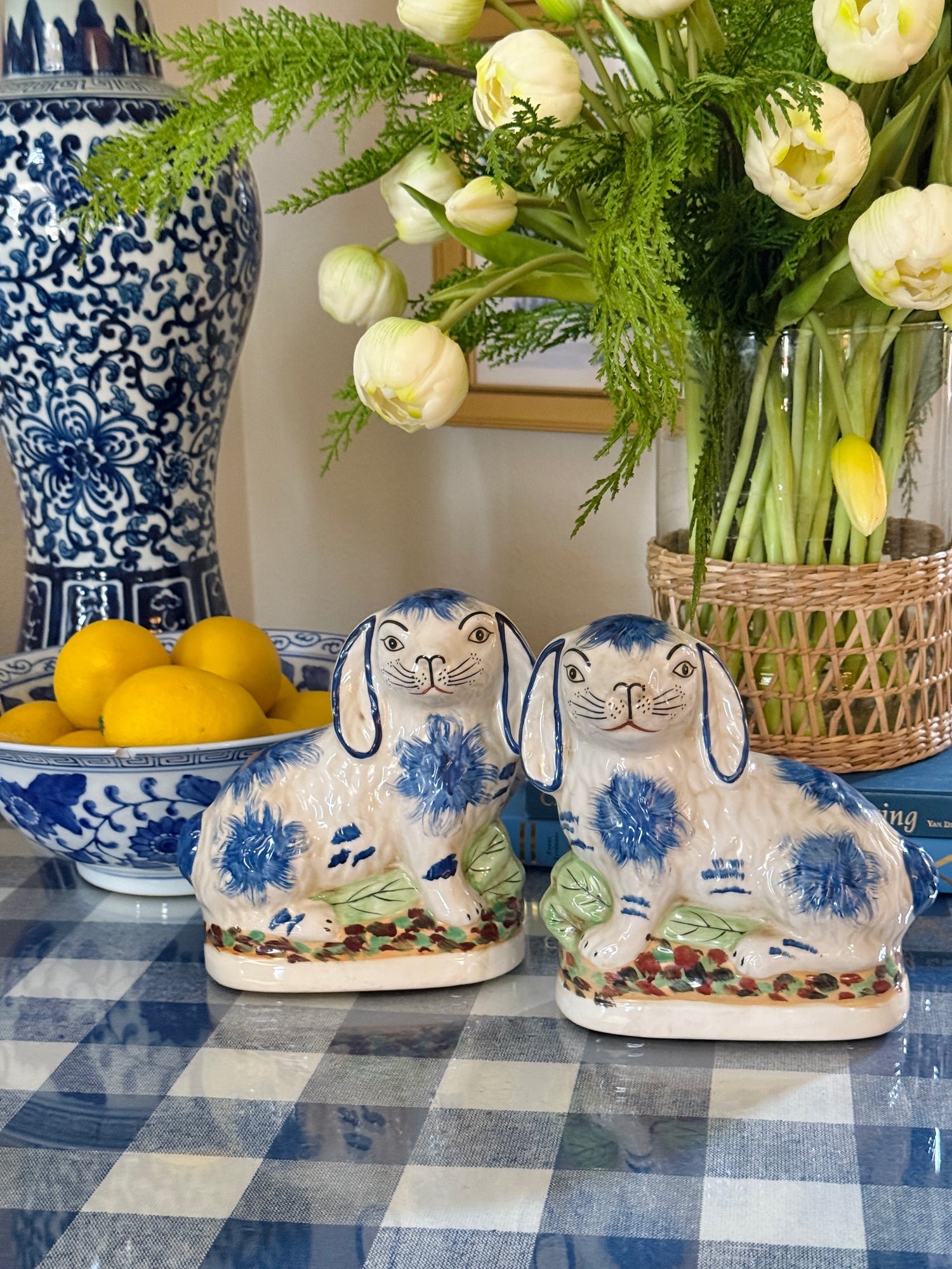 Staffordshire bunny pair blue 6.5”