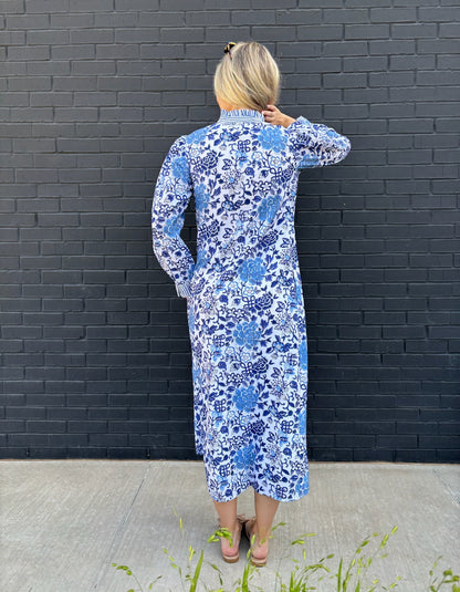 Pintuck caftan maxi dress blue and white porcelain print