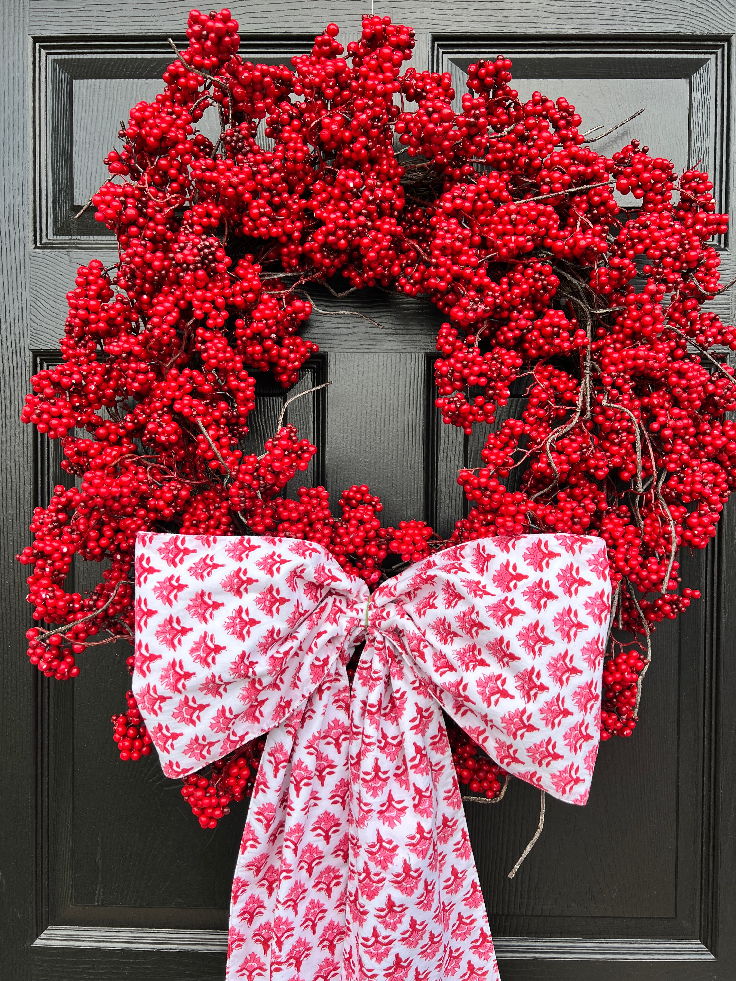 Red berry wreath 29”