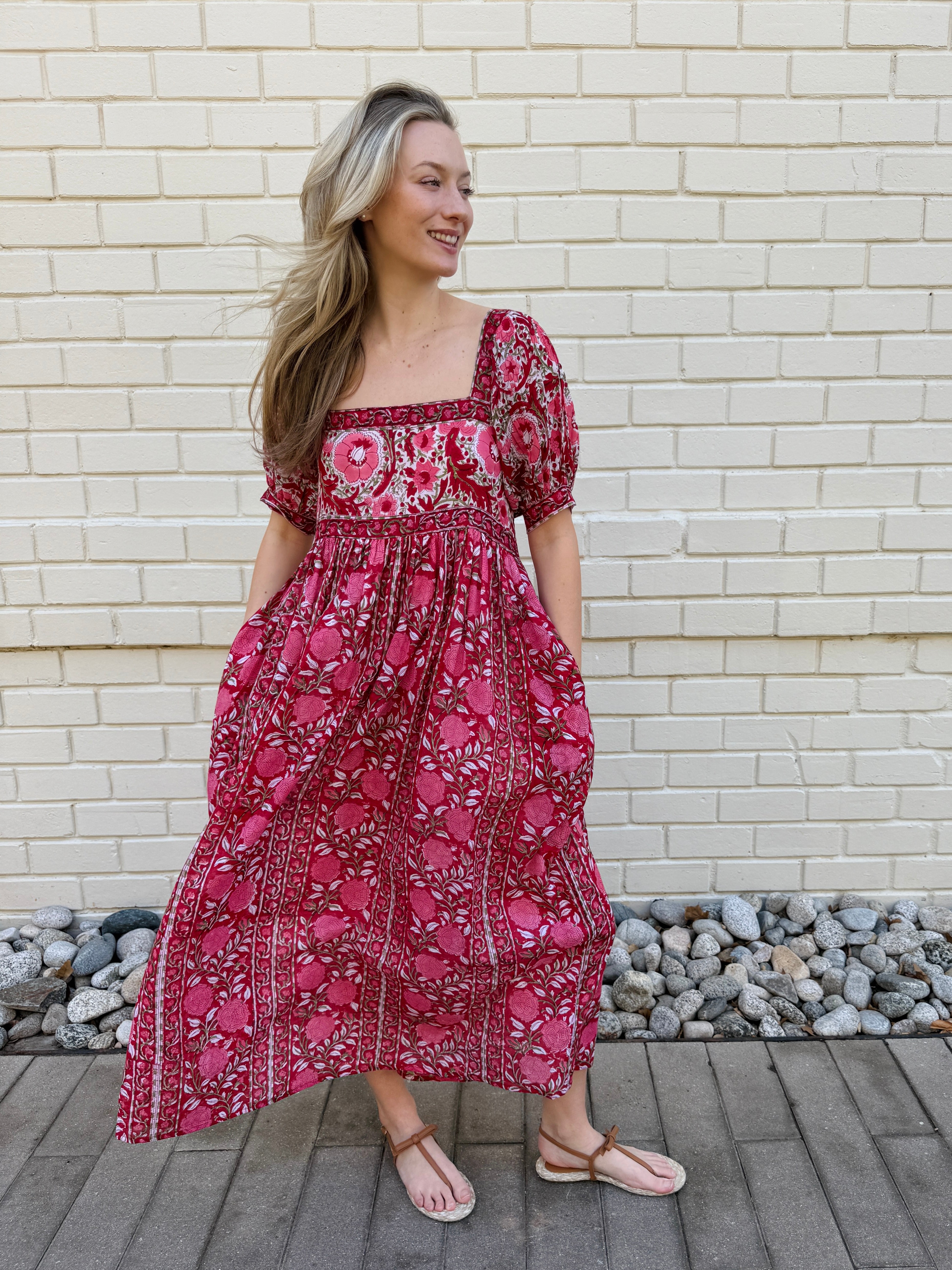 Lottie dress with puff sleeves in red and pink