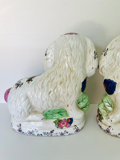 Tobacco Leaf Staffordshire bunny figurine pair