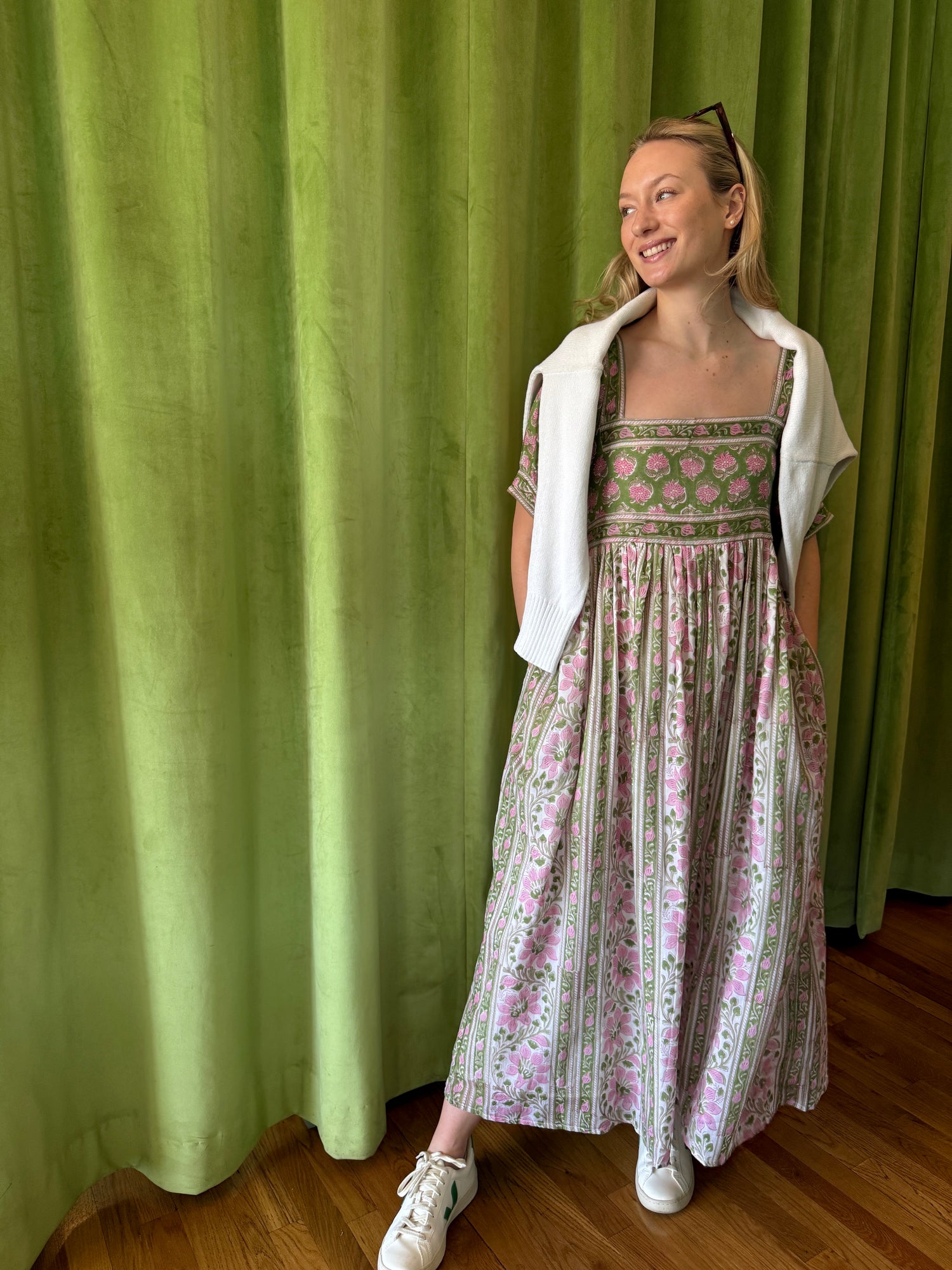 Lottie dress with puff sleeves in pink and green