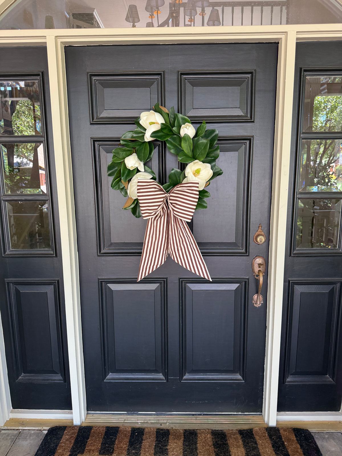Cream magnolia wreath, 23”