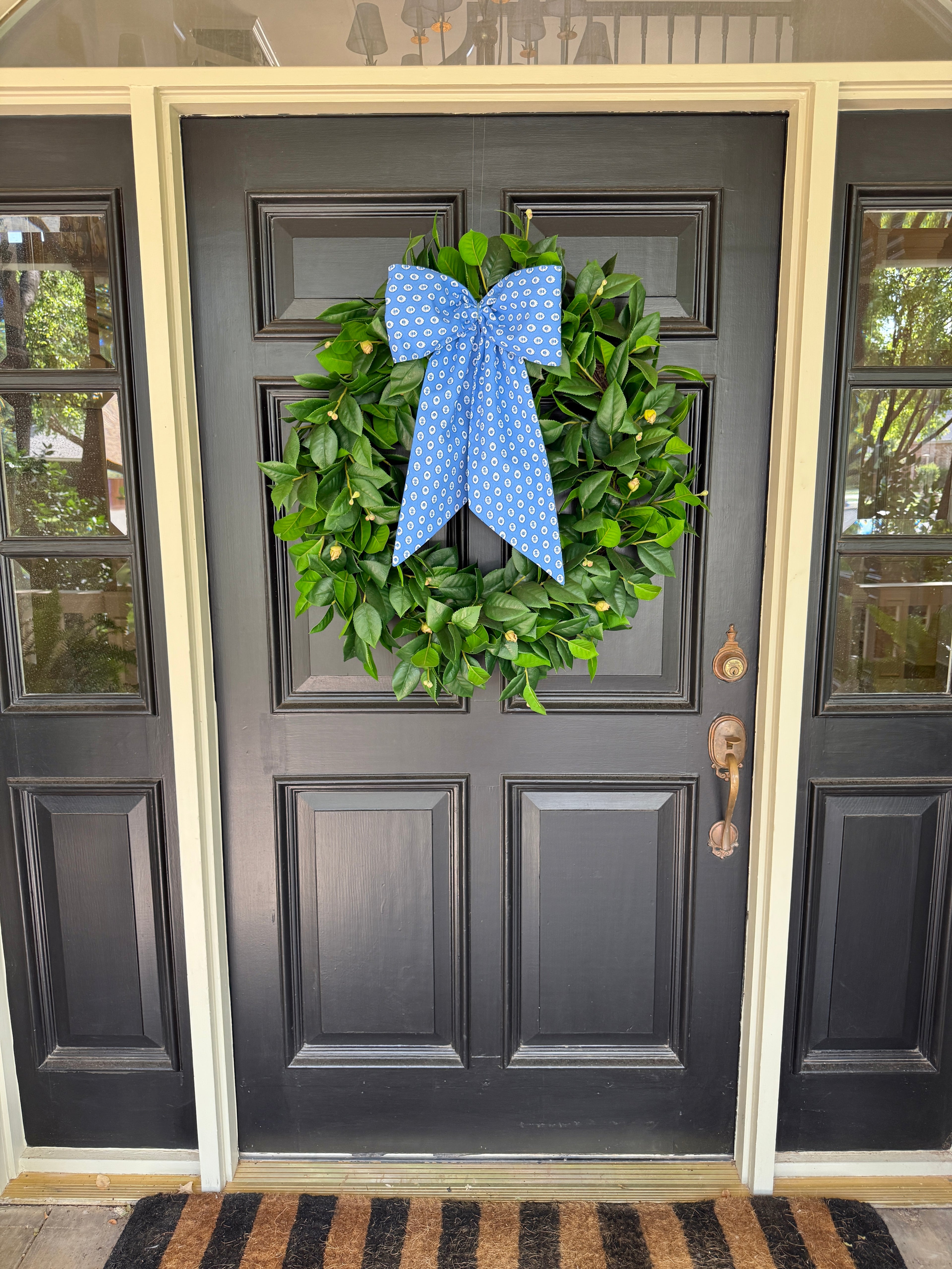 Blue French ditsy print signature wreath sash