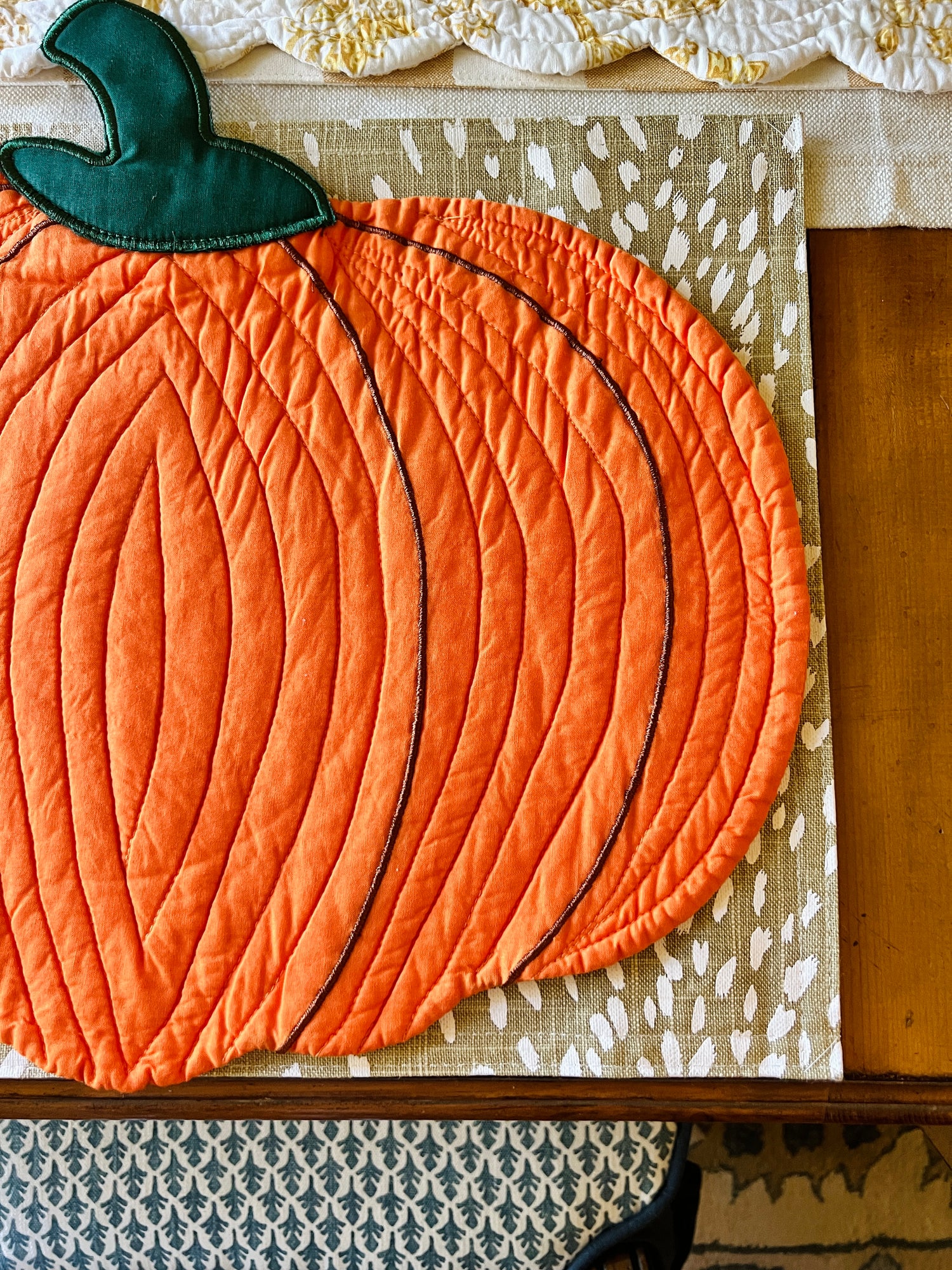 Fall quilted pumpkin placemat (single)