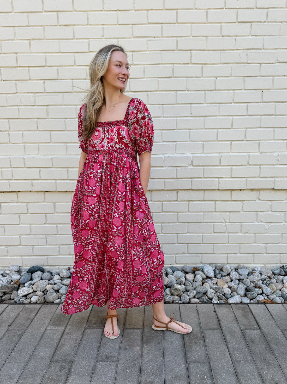 Lottie dress with puff sleeves in red and pink