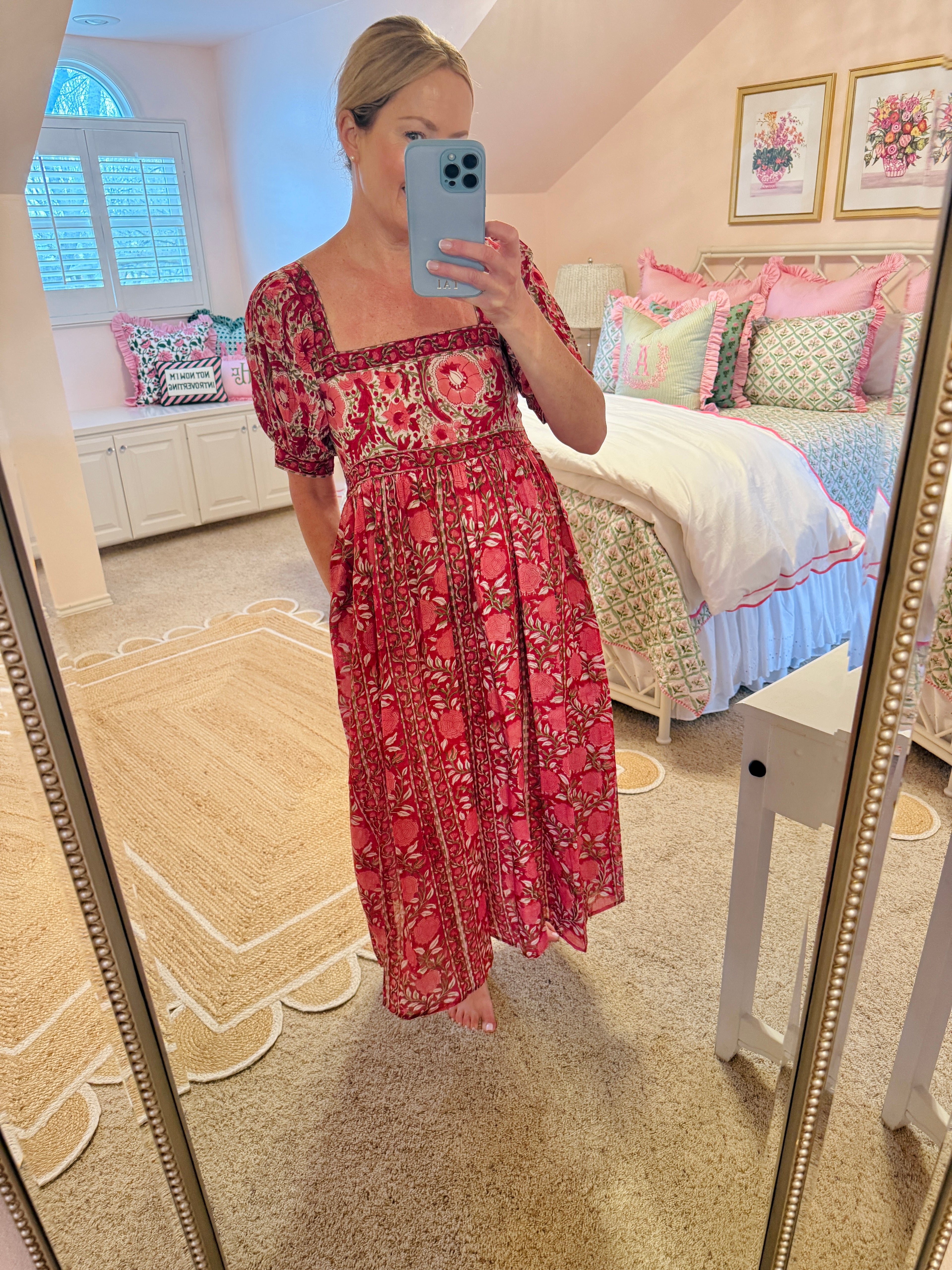 Lottie dress with puff sleeves in red and pink