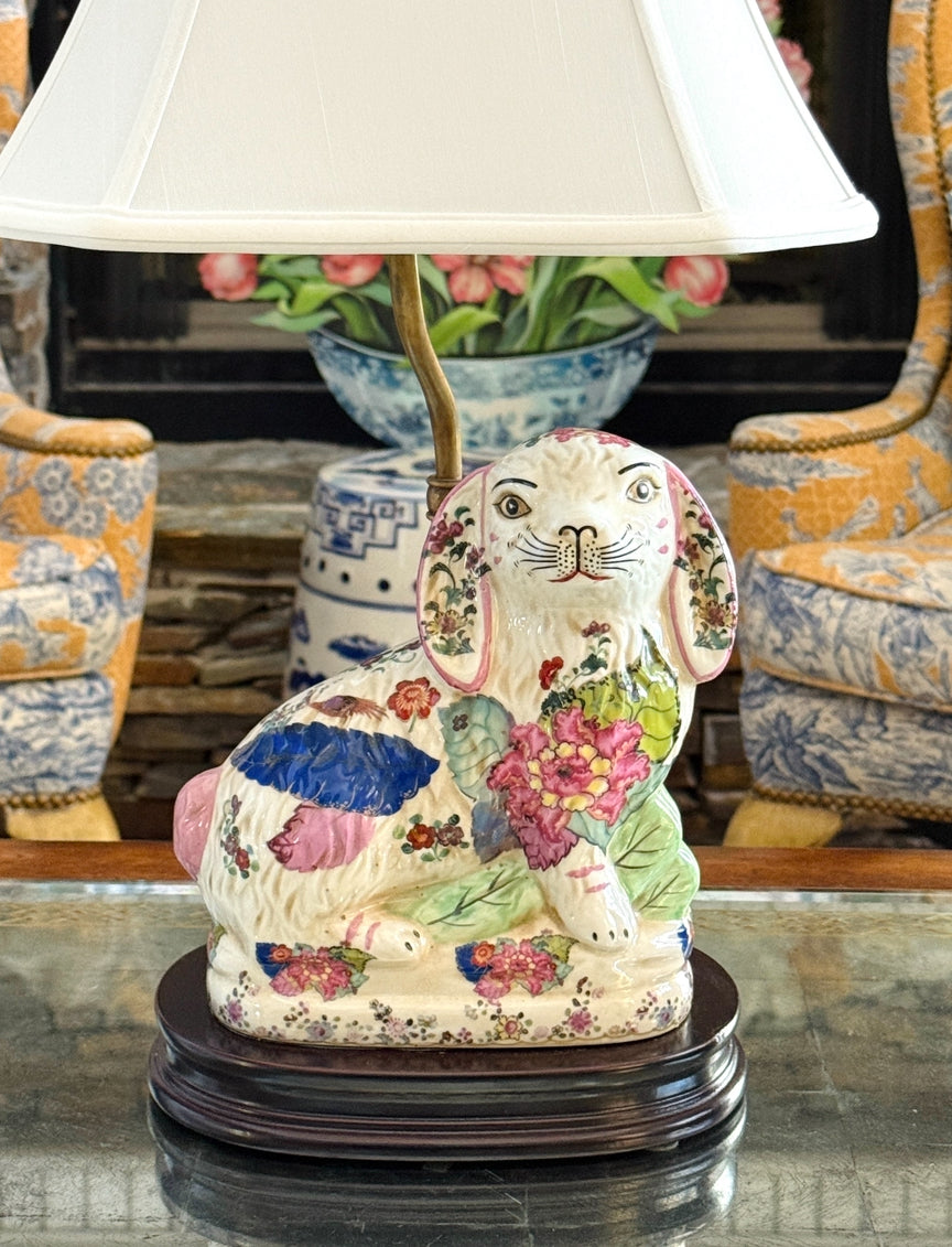 Tobacco Leaf porcelain bunny lamp