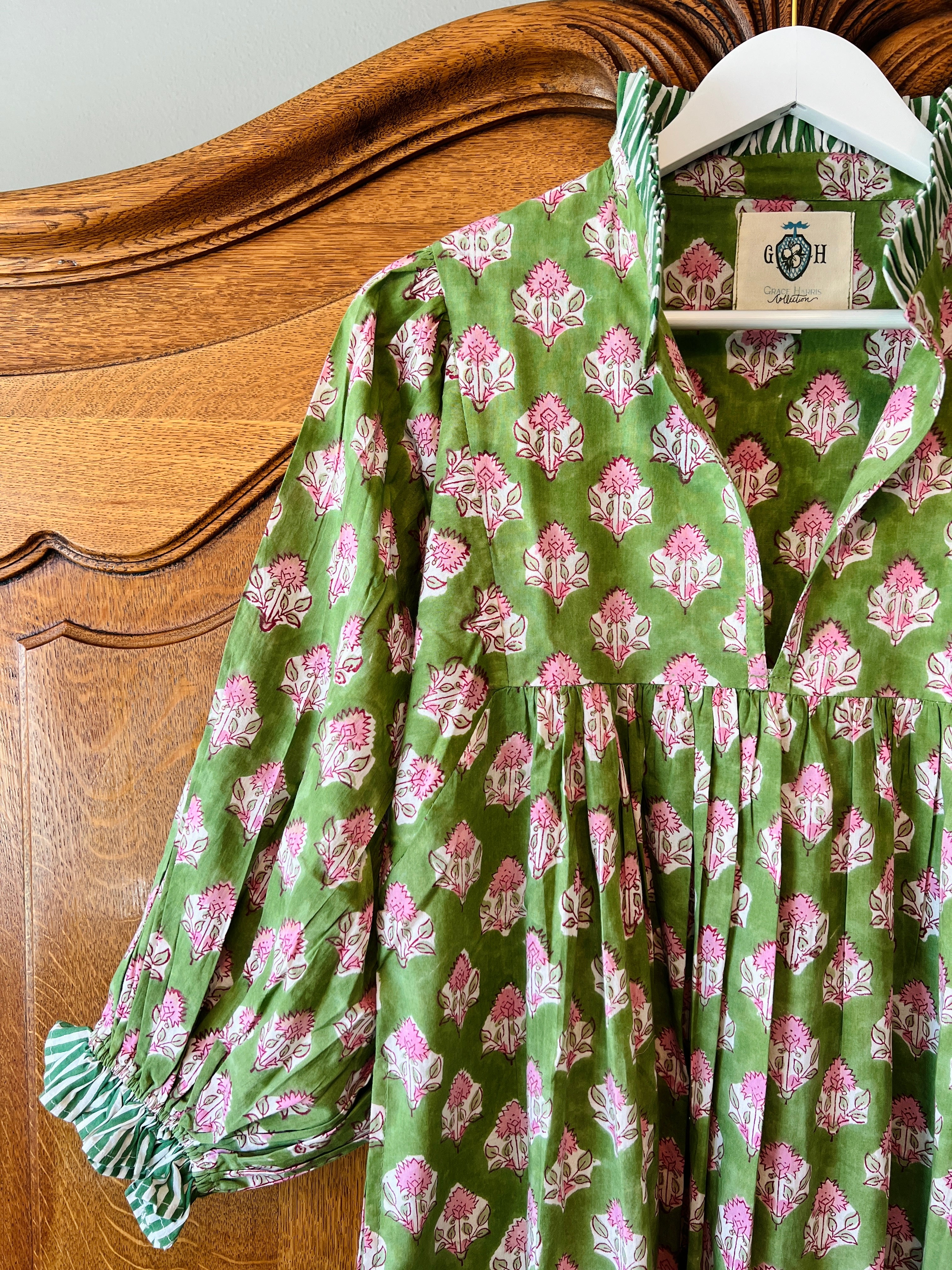 Lillie caftan maxi dress green and pink print *PREORDER! Shipping in 1-2 weeks*