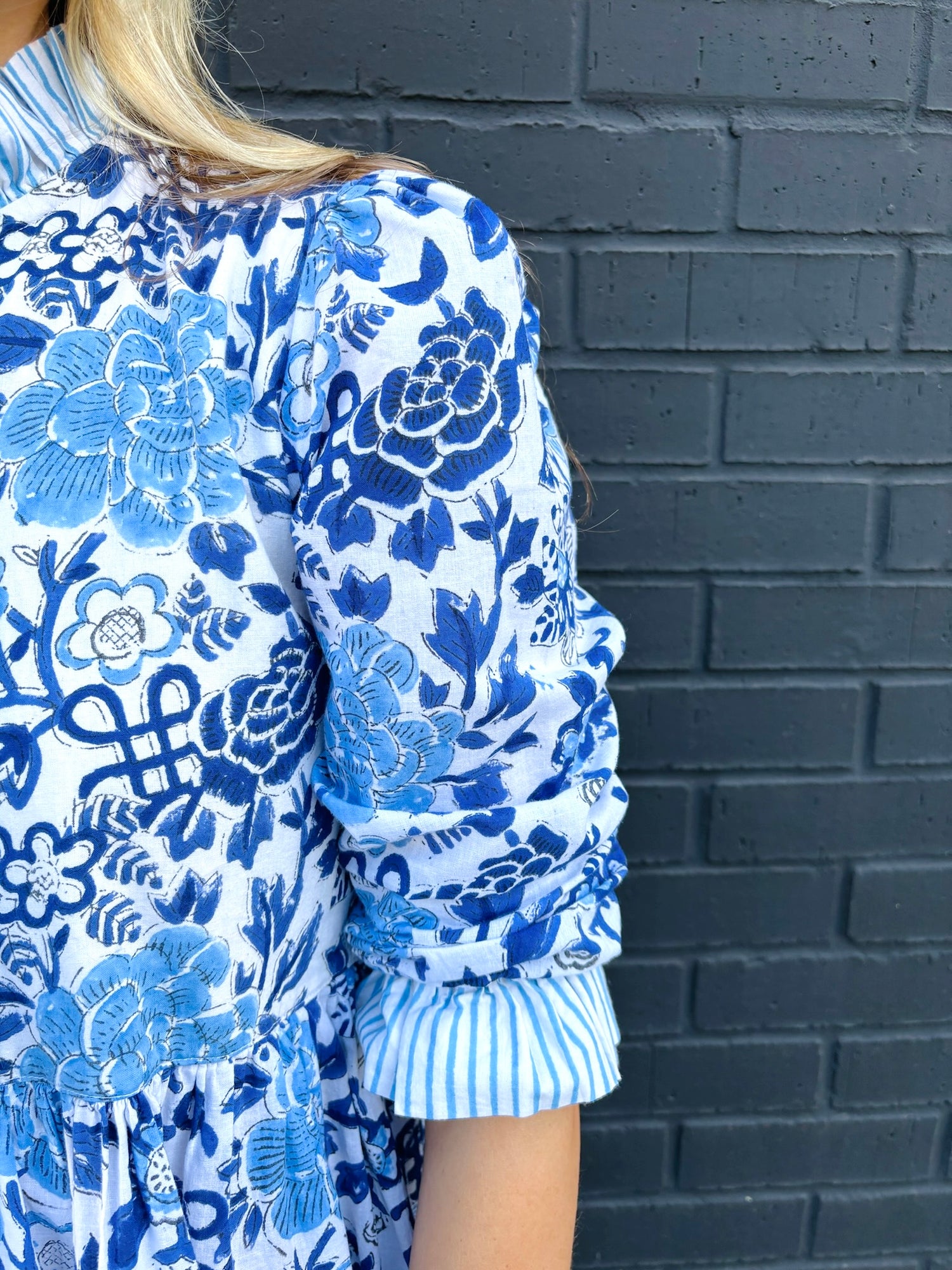 The Anndee short dress in blue and white porcelain block print Grace Harris Collection The Anndee short dress in blue and white porcelain block print Grace Harris Collection