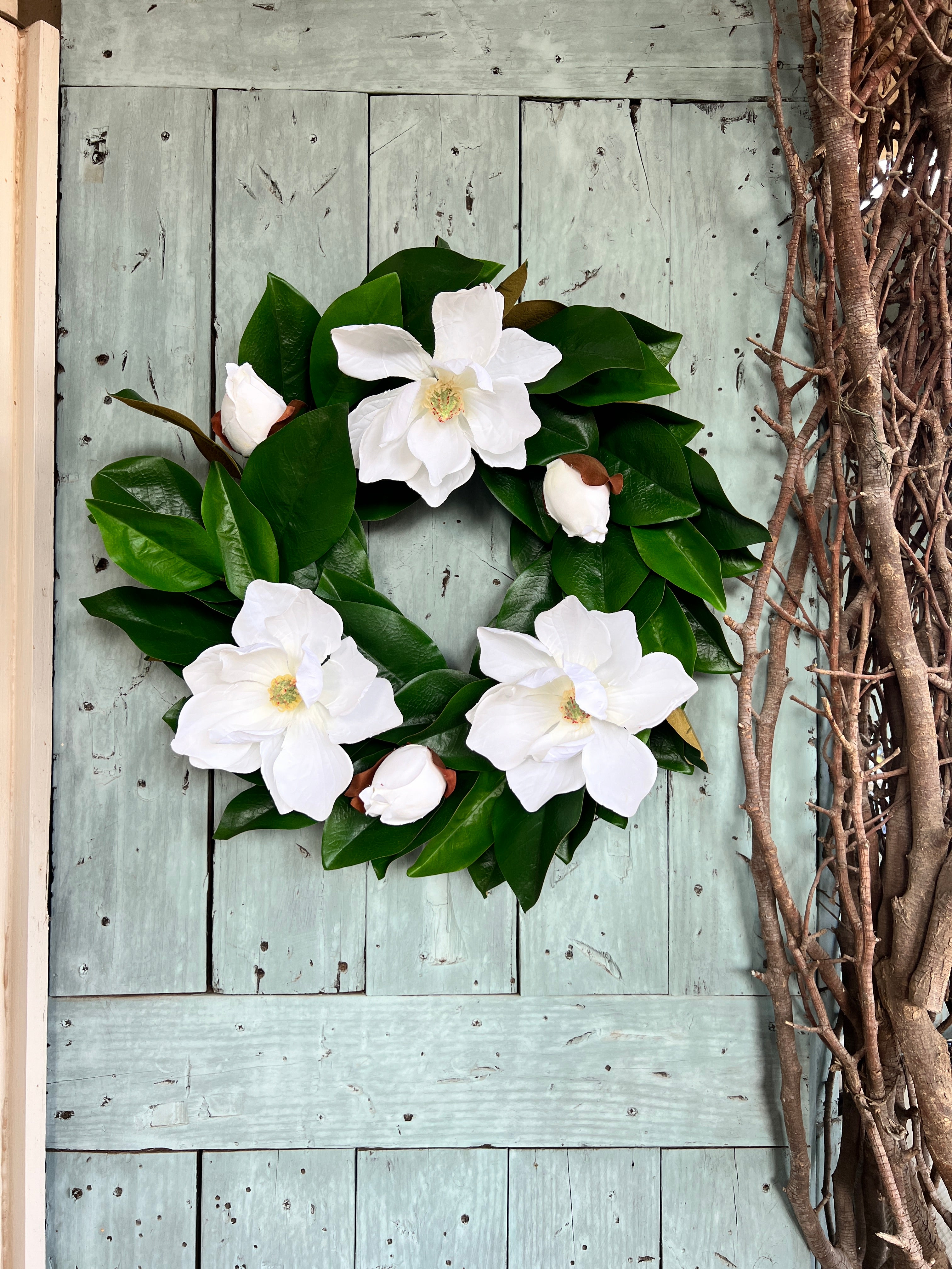 Cream magnolia wreath, 23”