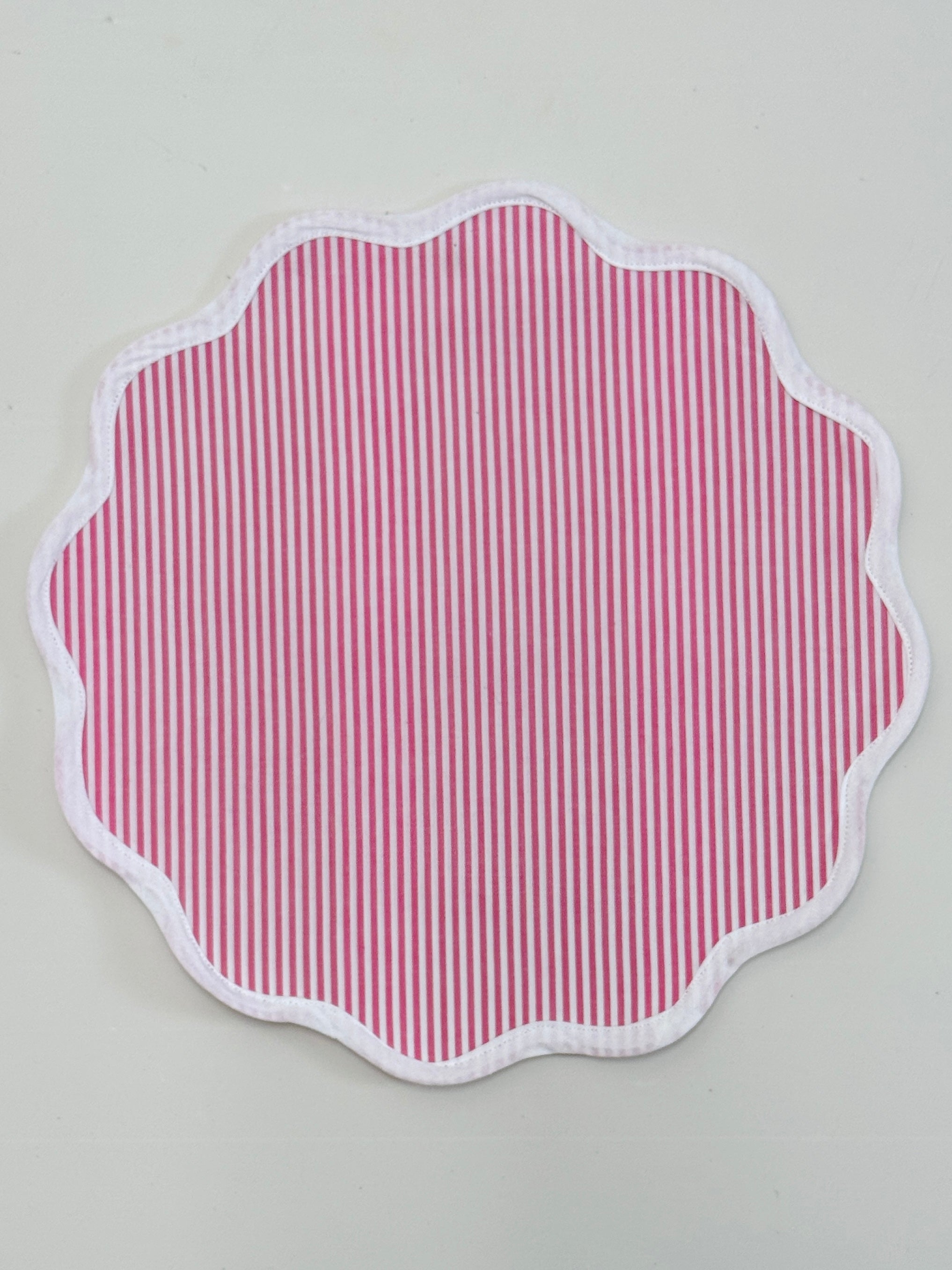 Pink striped scalloped placemats set of 4