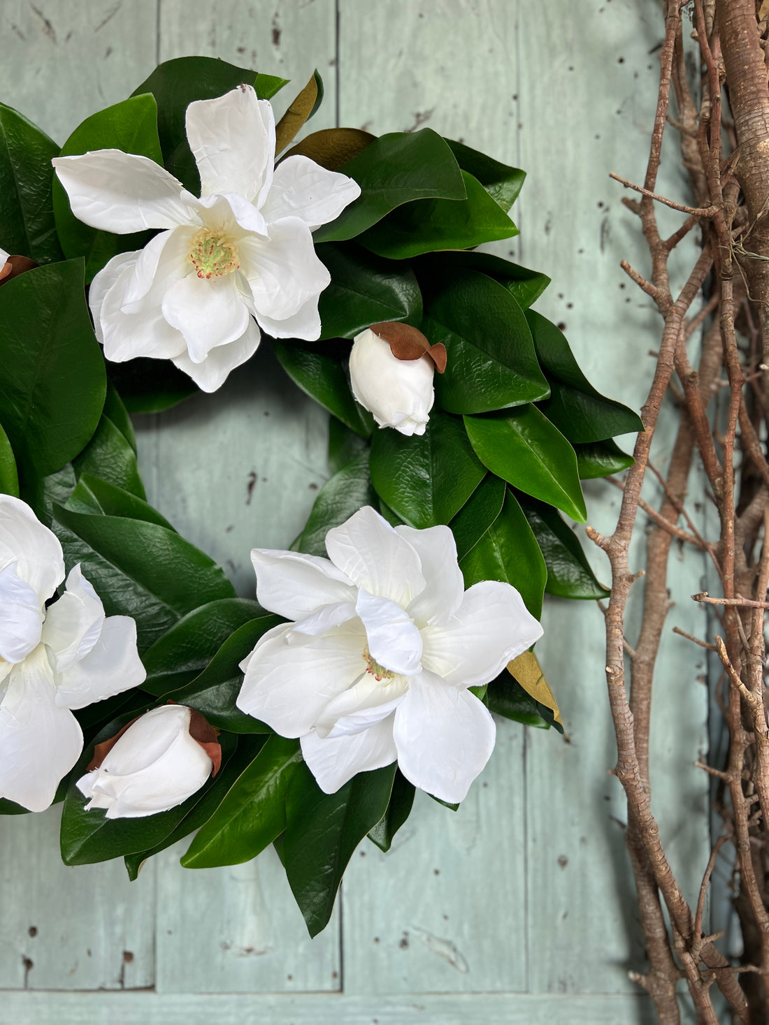 Cream magnolia wreath, 23”