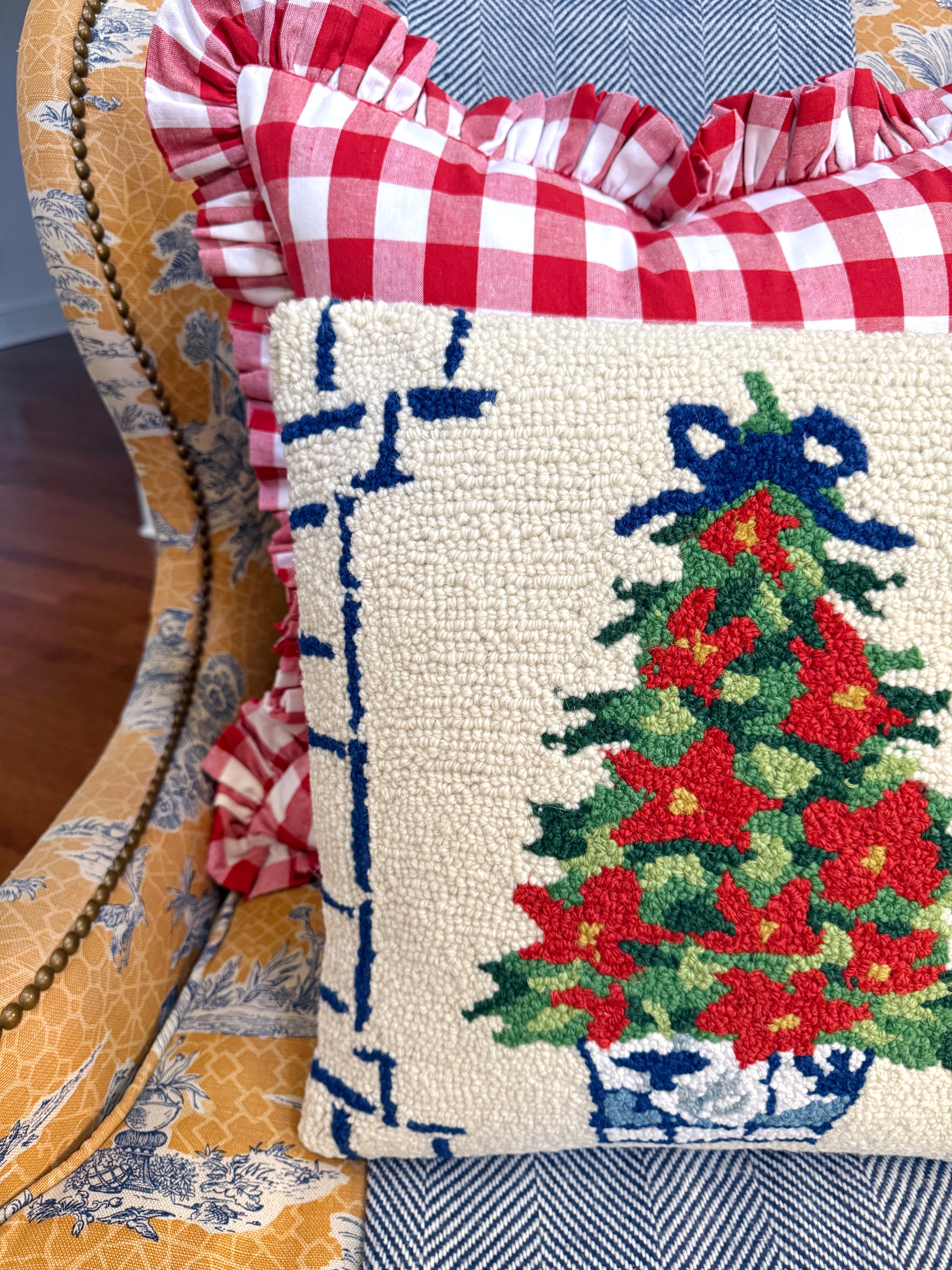 Chinoiserie Christmas tree pillow