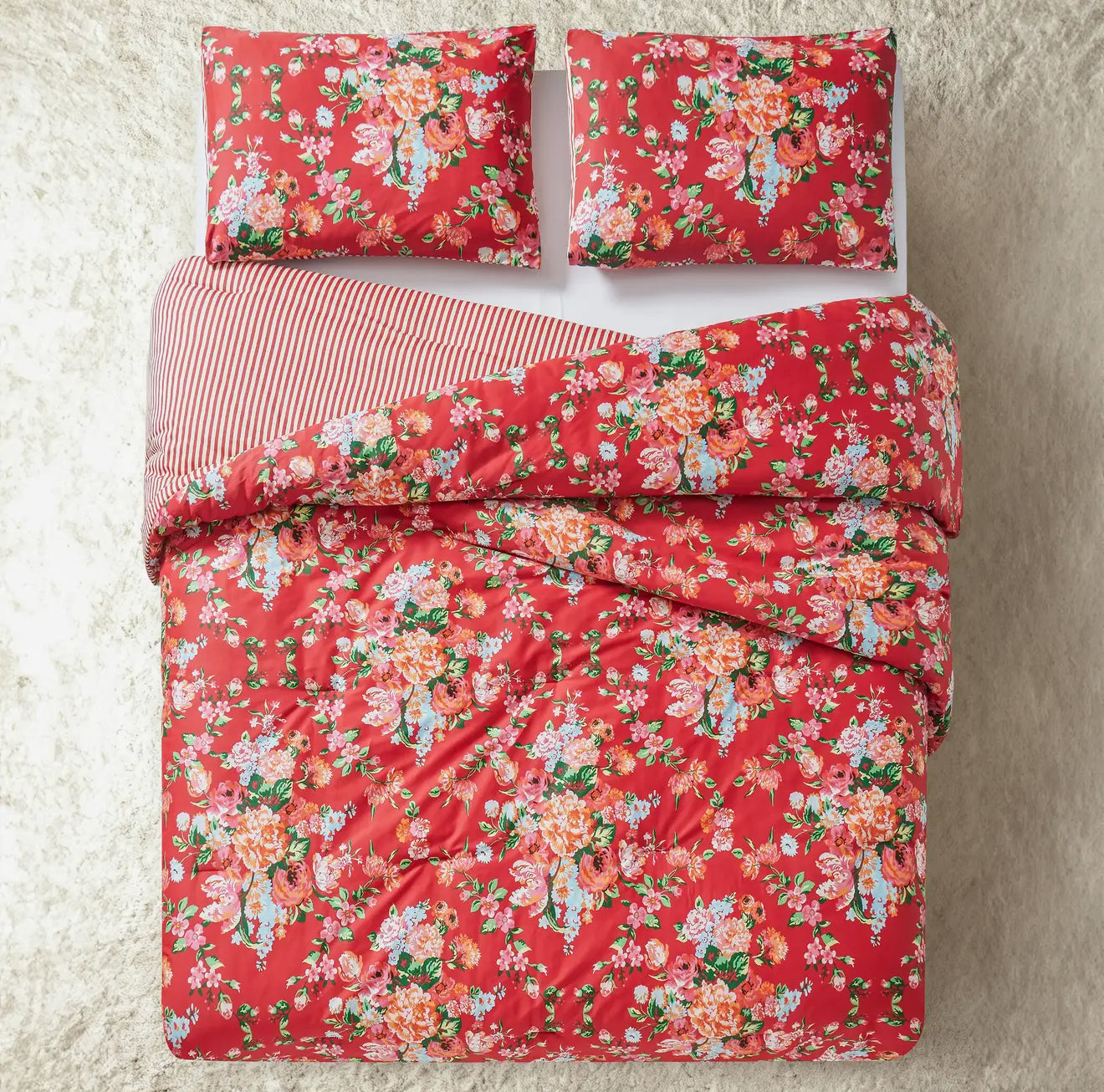 Red floral bedding collection