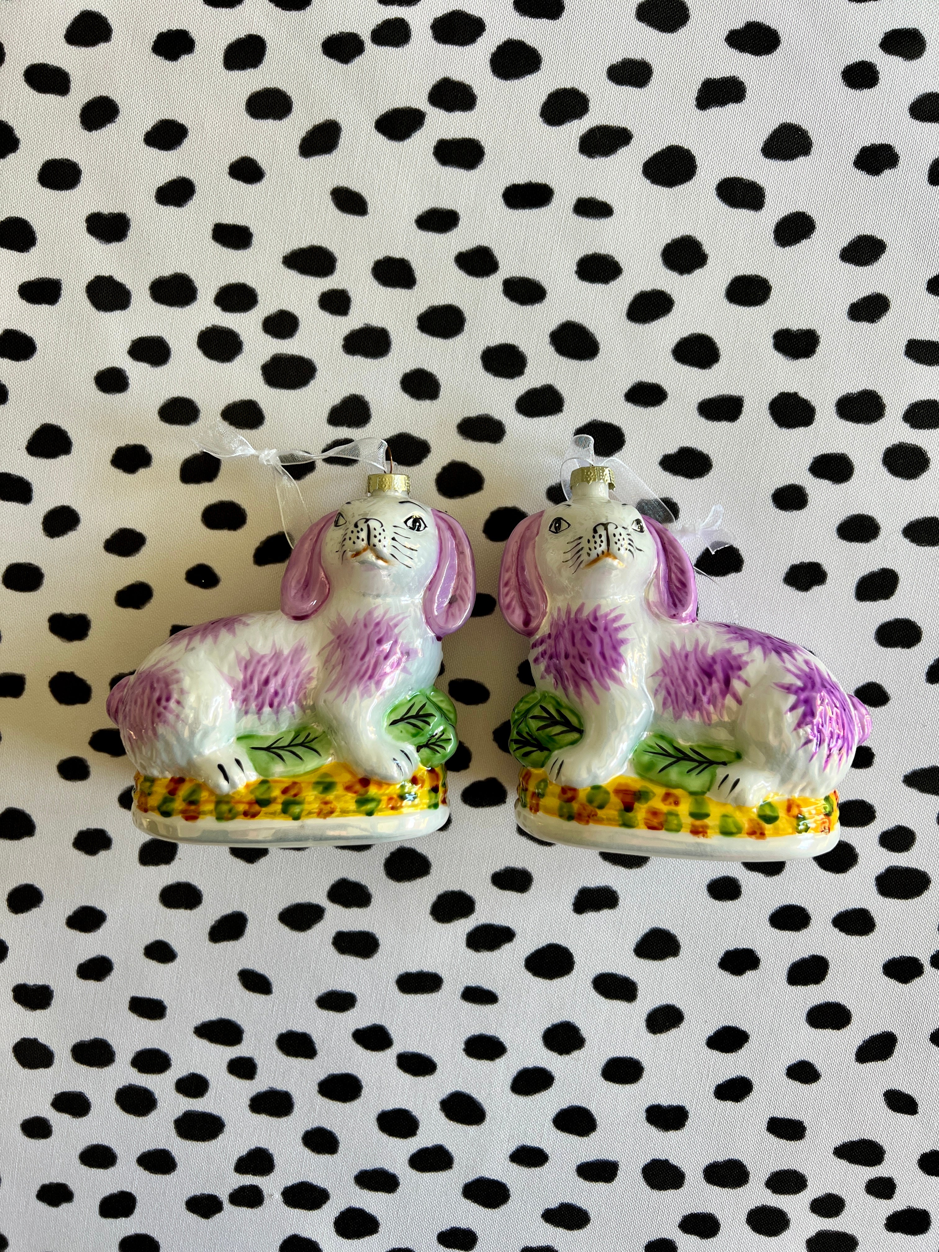 Staffordshire bunny ornament set of two, pink