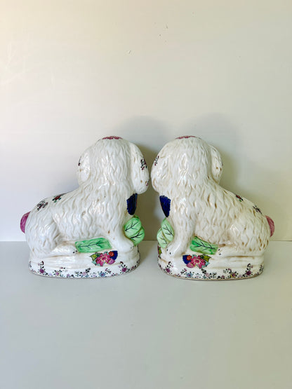 Tobacco Leaf Staffordshire bunny figurine pair