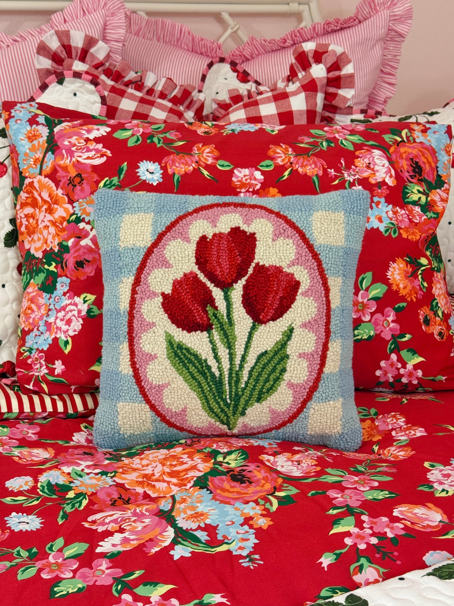 Red floral bedding collection