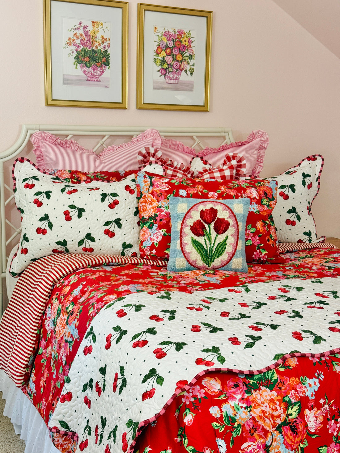 Red floral bedding collection