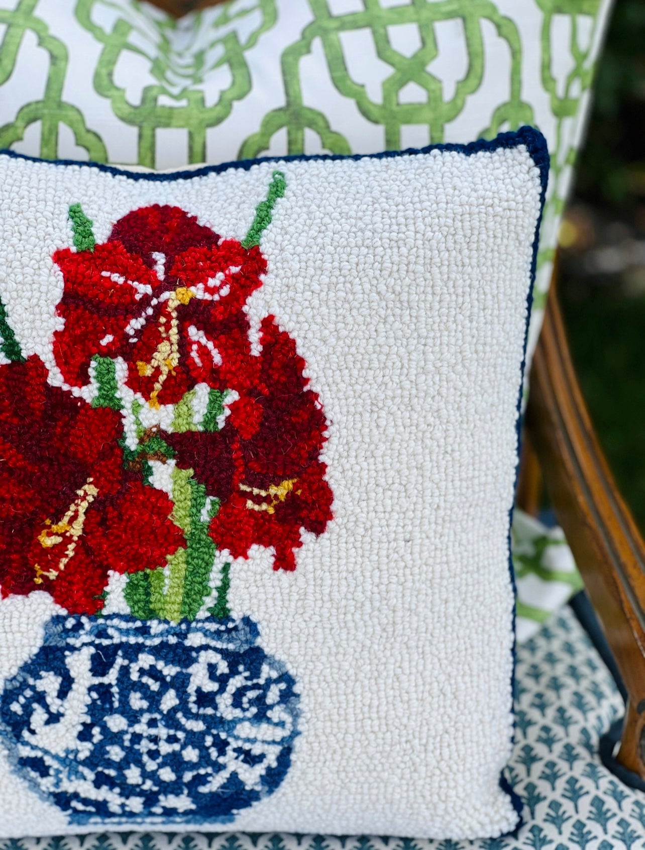 Holiday chinoiserie potted amaryllis hooked wool pillow