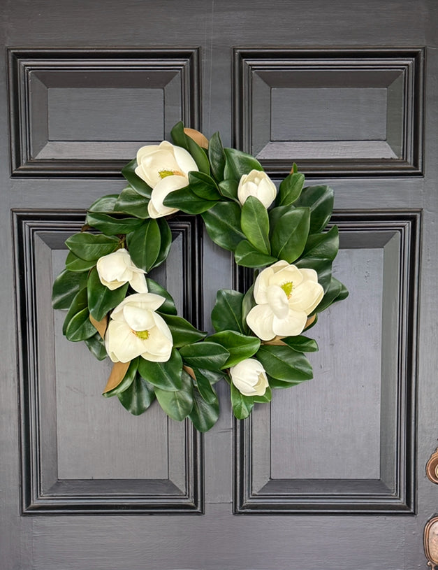 Cream magnolia wreath, 23”