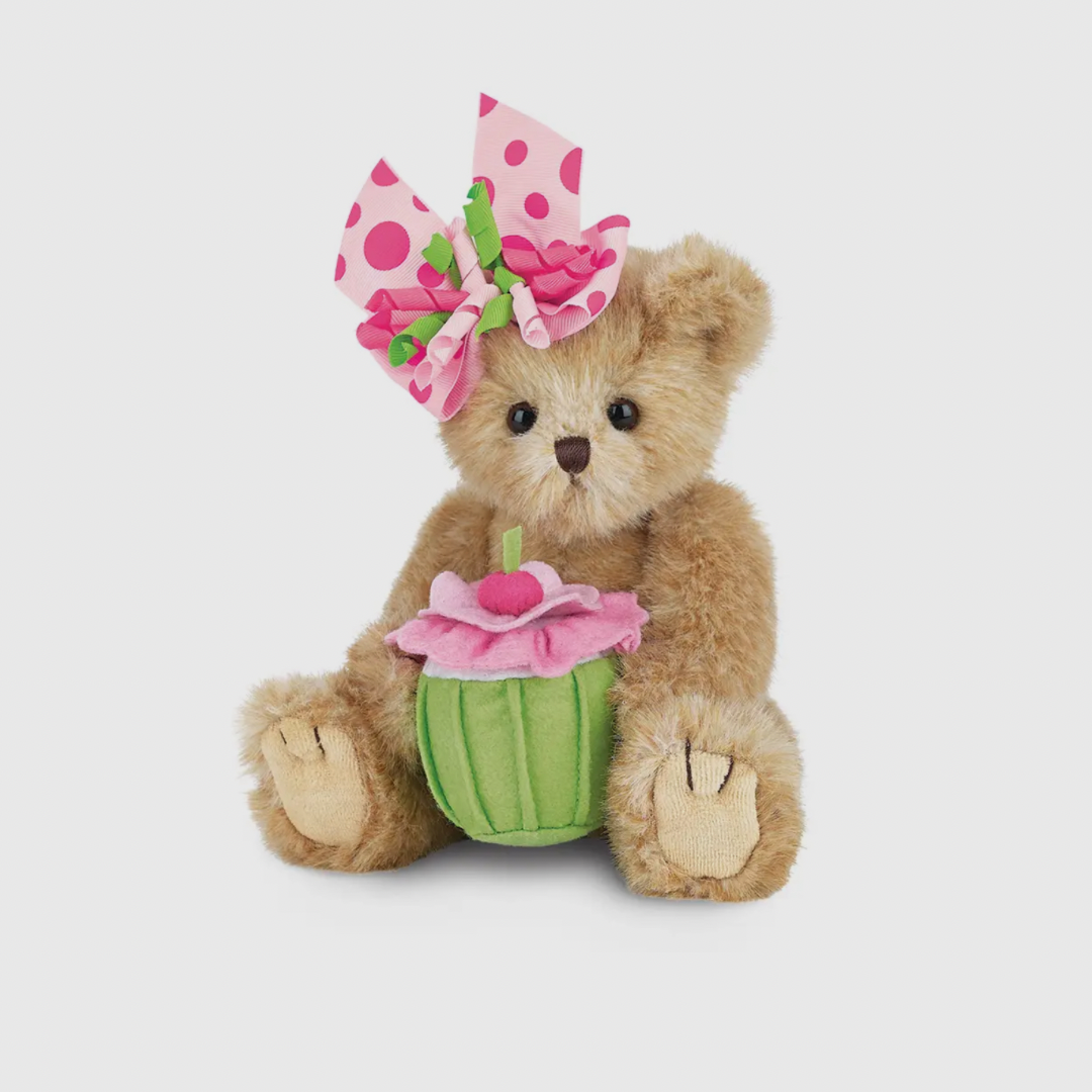 Cupcake birthday bear
