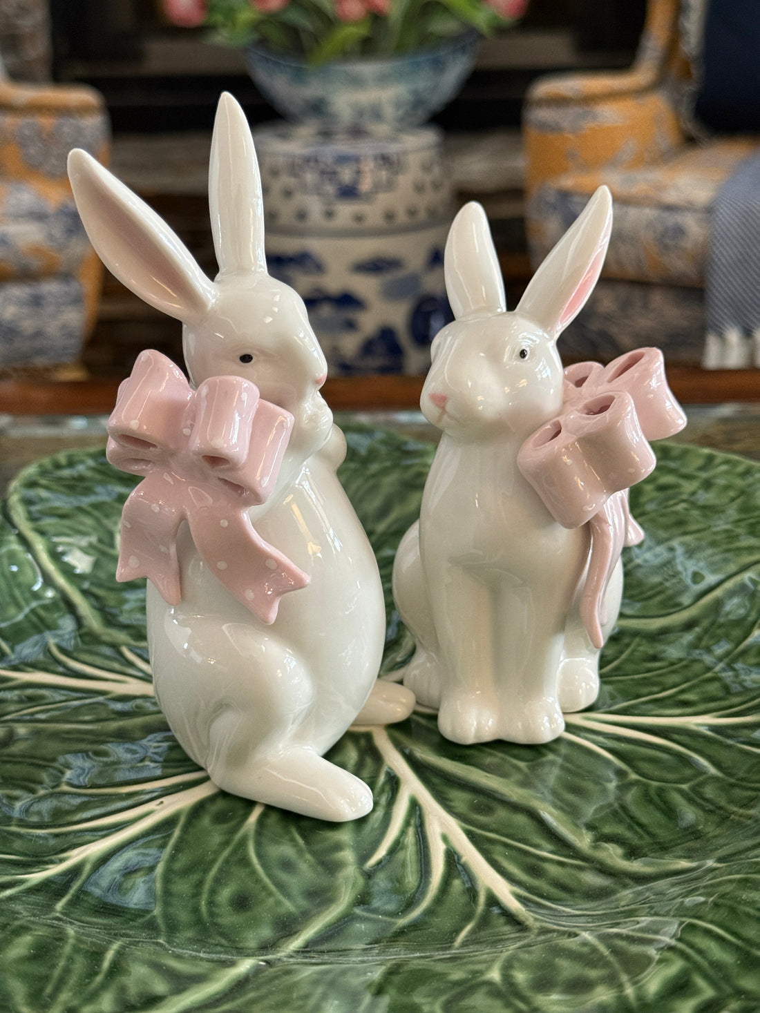 Porcelain bunny set with pink bows