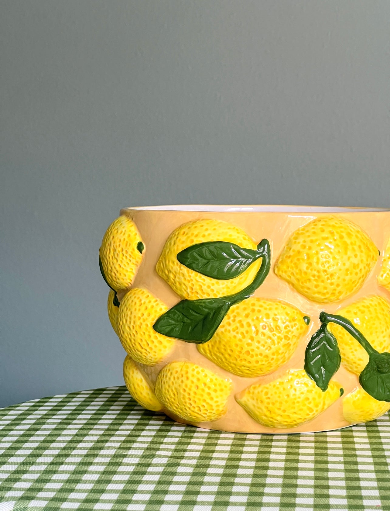 Lemon bowl